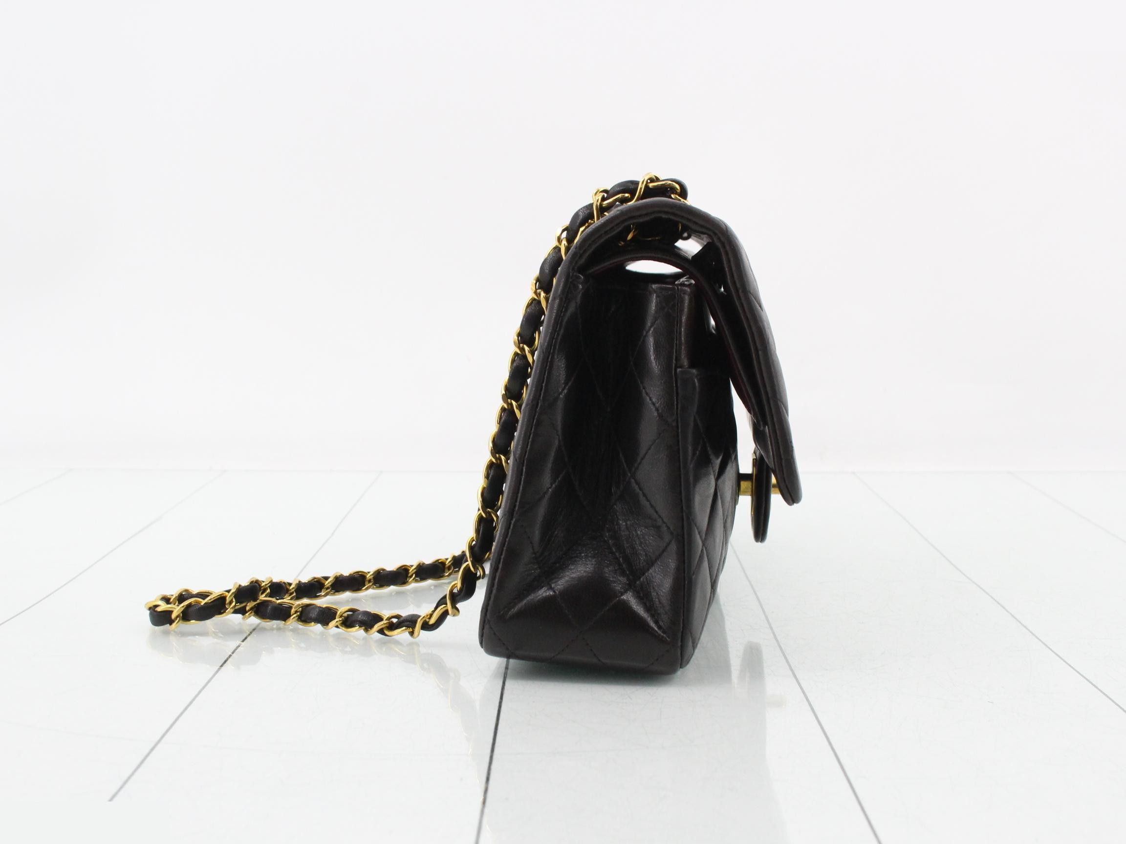 Lambskin Matelassé 25 Double Flap Double Chain Shoulder Bag — view 4