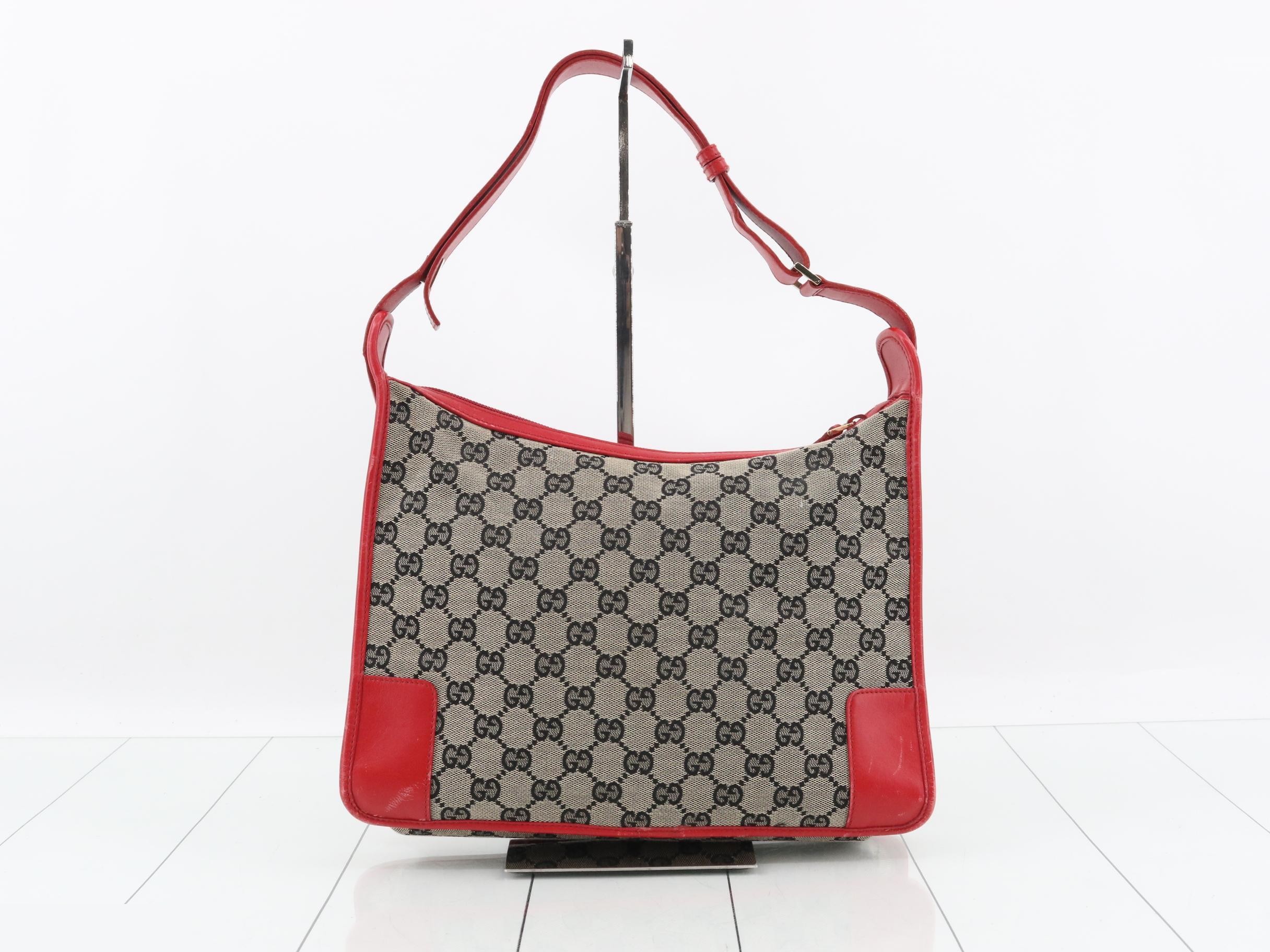 GG Canvas One-Shoulder Bag 001.4205 — view 2