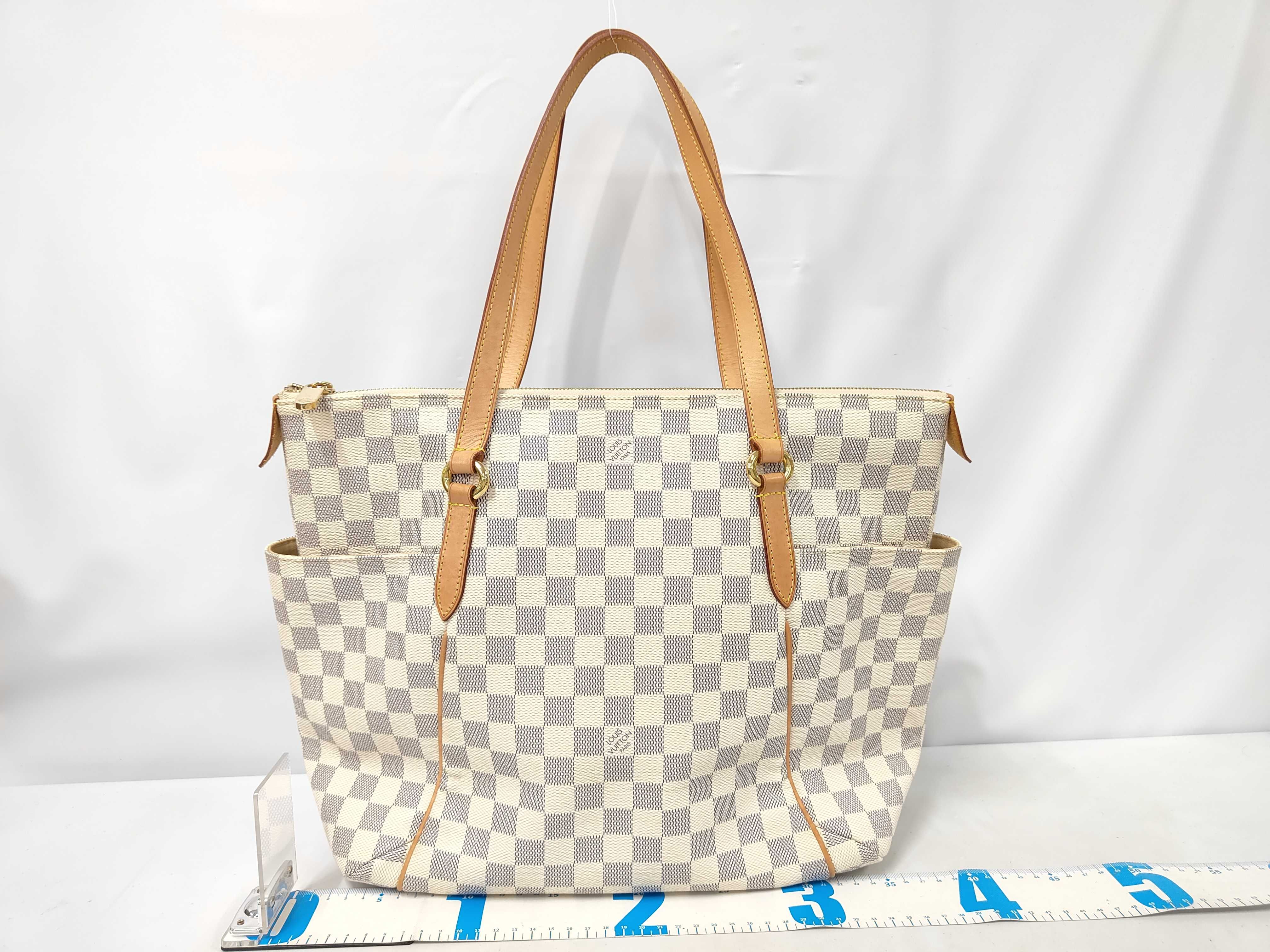 Damier Azur N51262 Totally MM Tote Bag — view 2