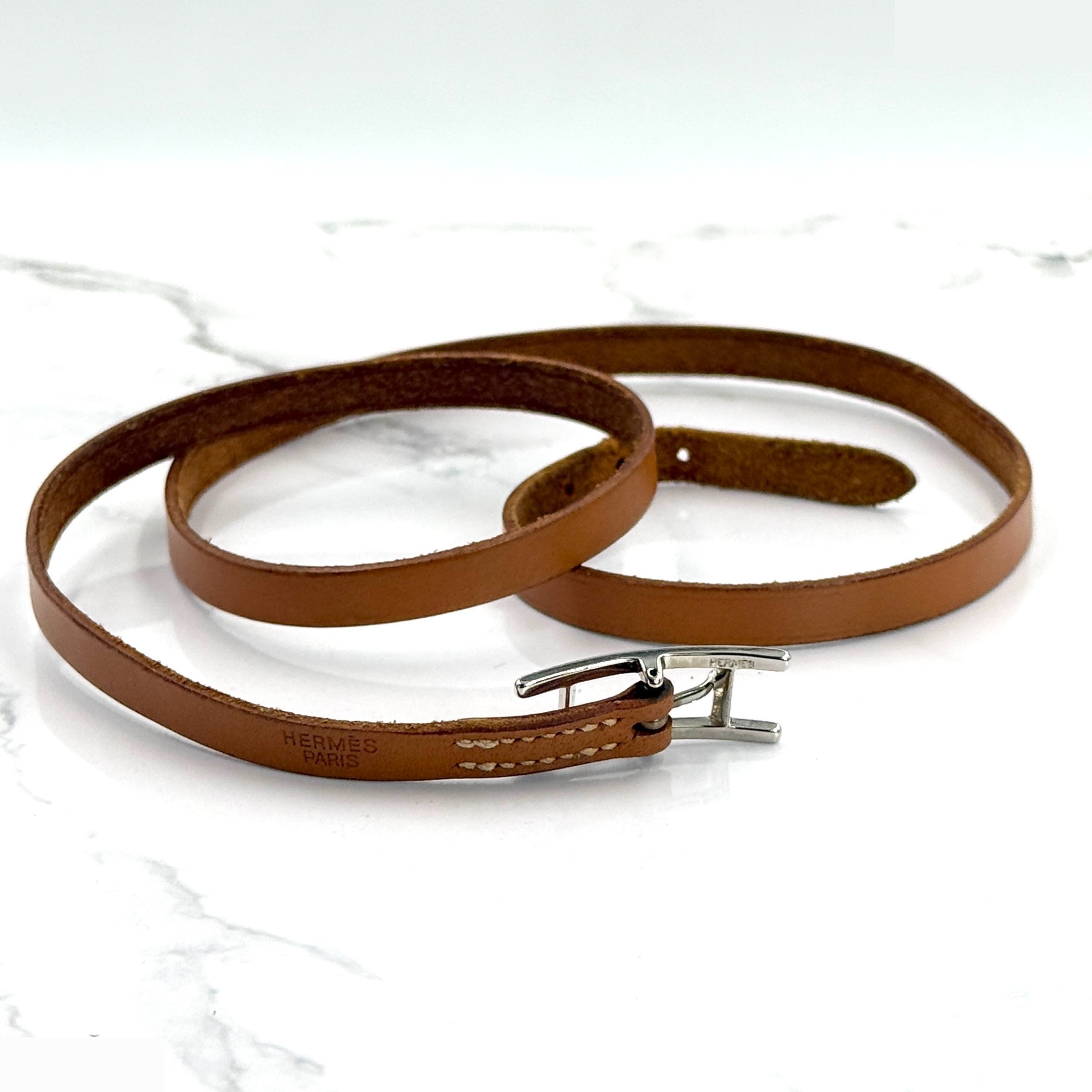 Leather bracelet, "Api 3," brown, triple strand, wrist circumference approximately 21cm — view 2