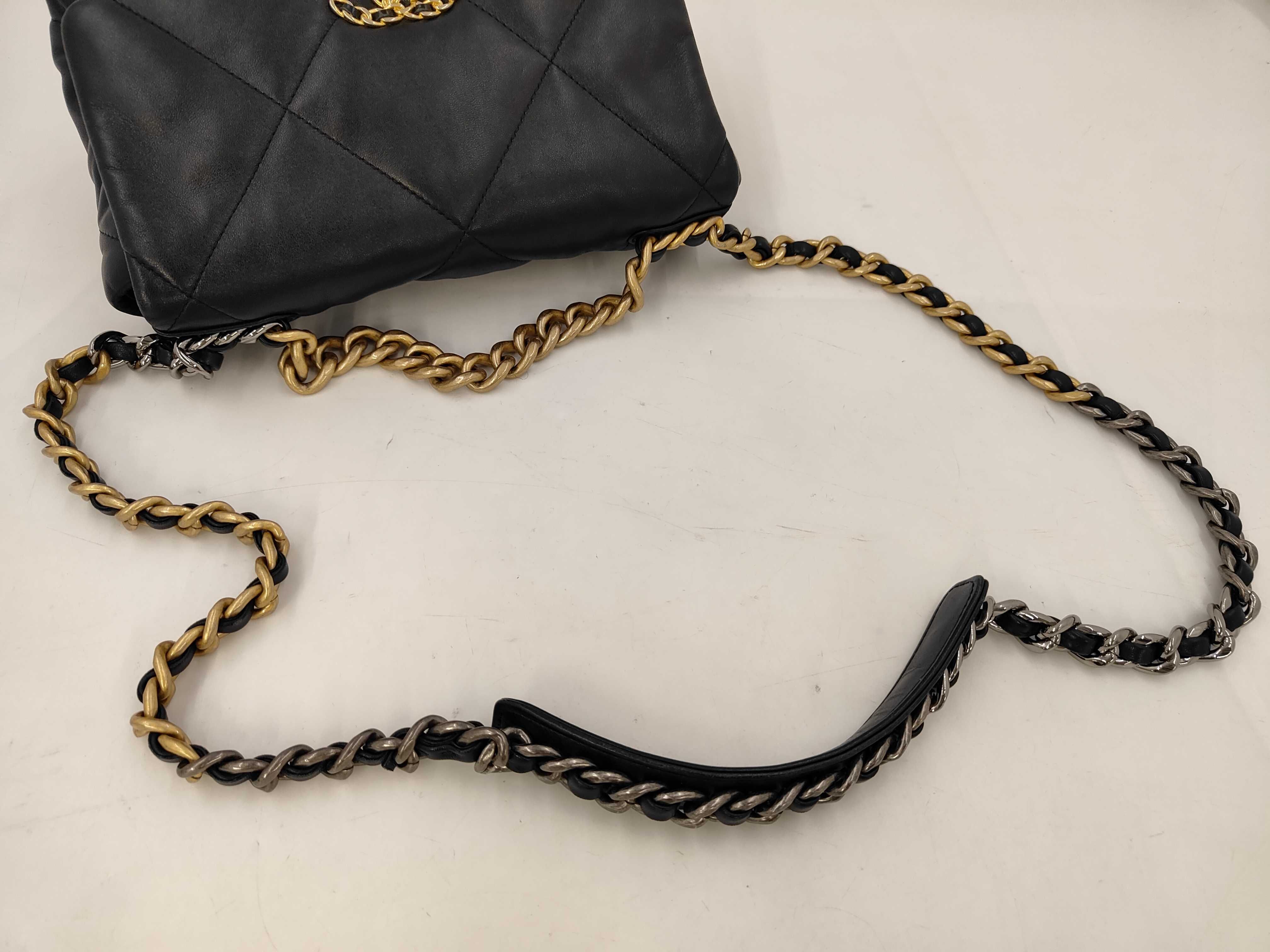 19 Bag, Black Quilted Lambskin Leather Shoulder Bag — view 3