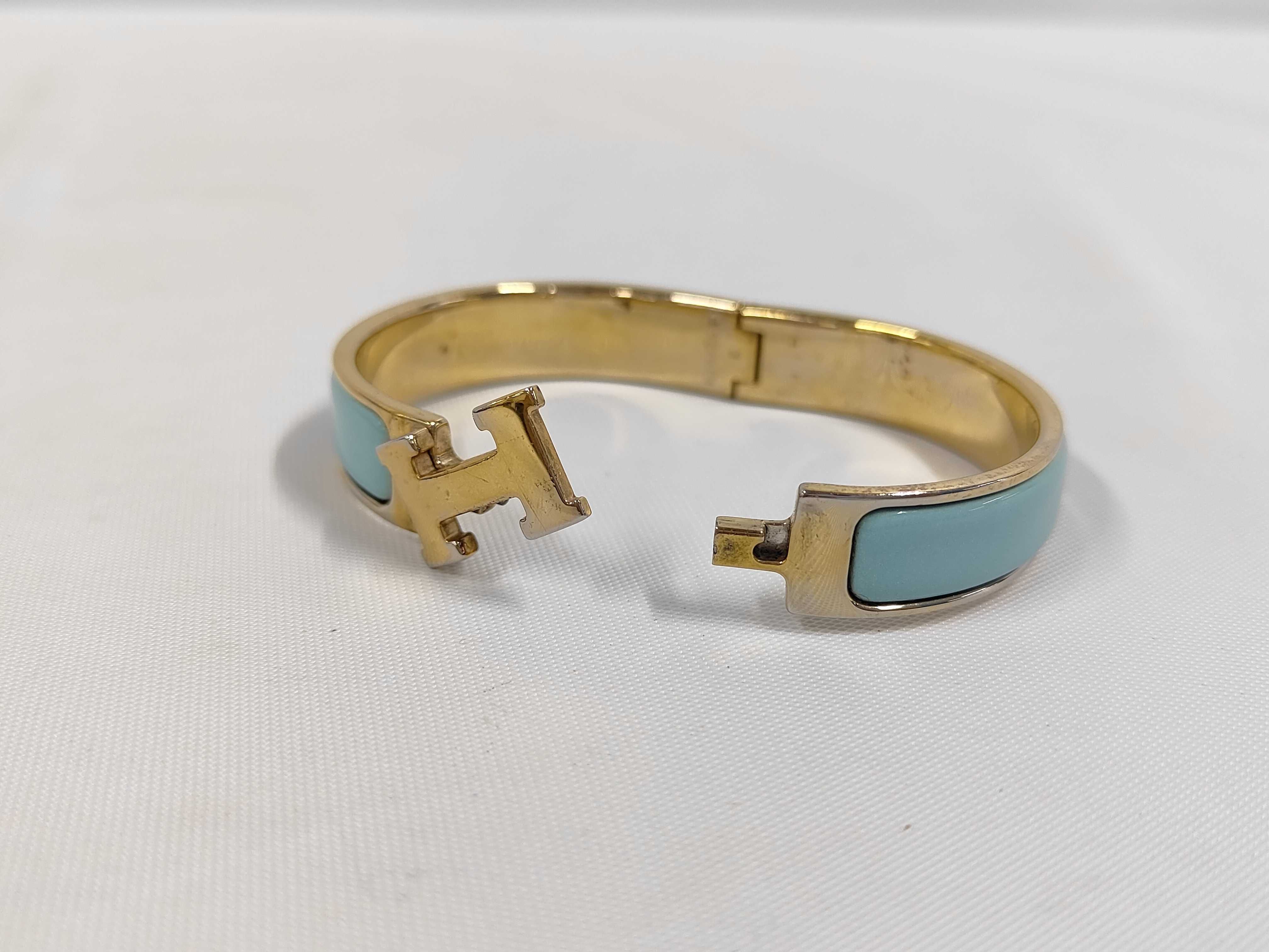 Clic Clac Gold Bangle Blue Bracelet/Bangle — view 5