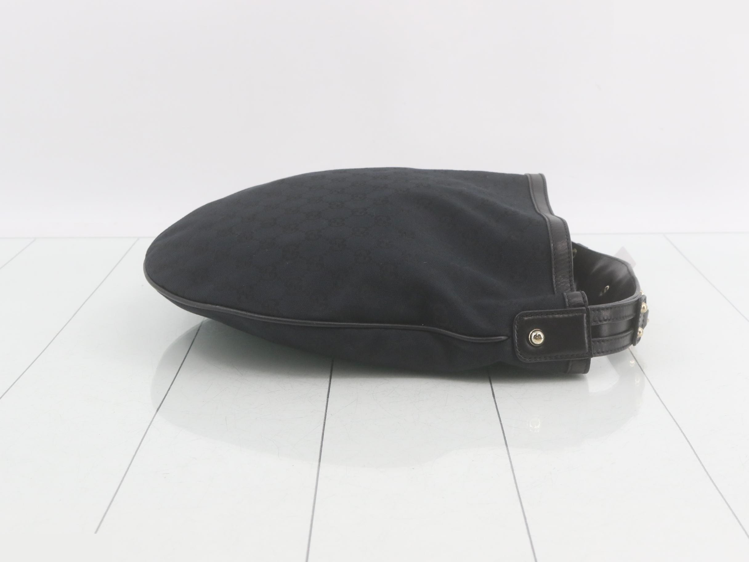 GG Canvas Horsebit Shoulder Bag — view 3