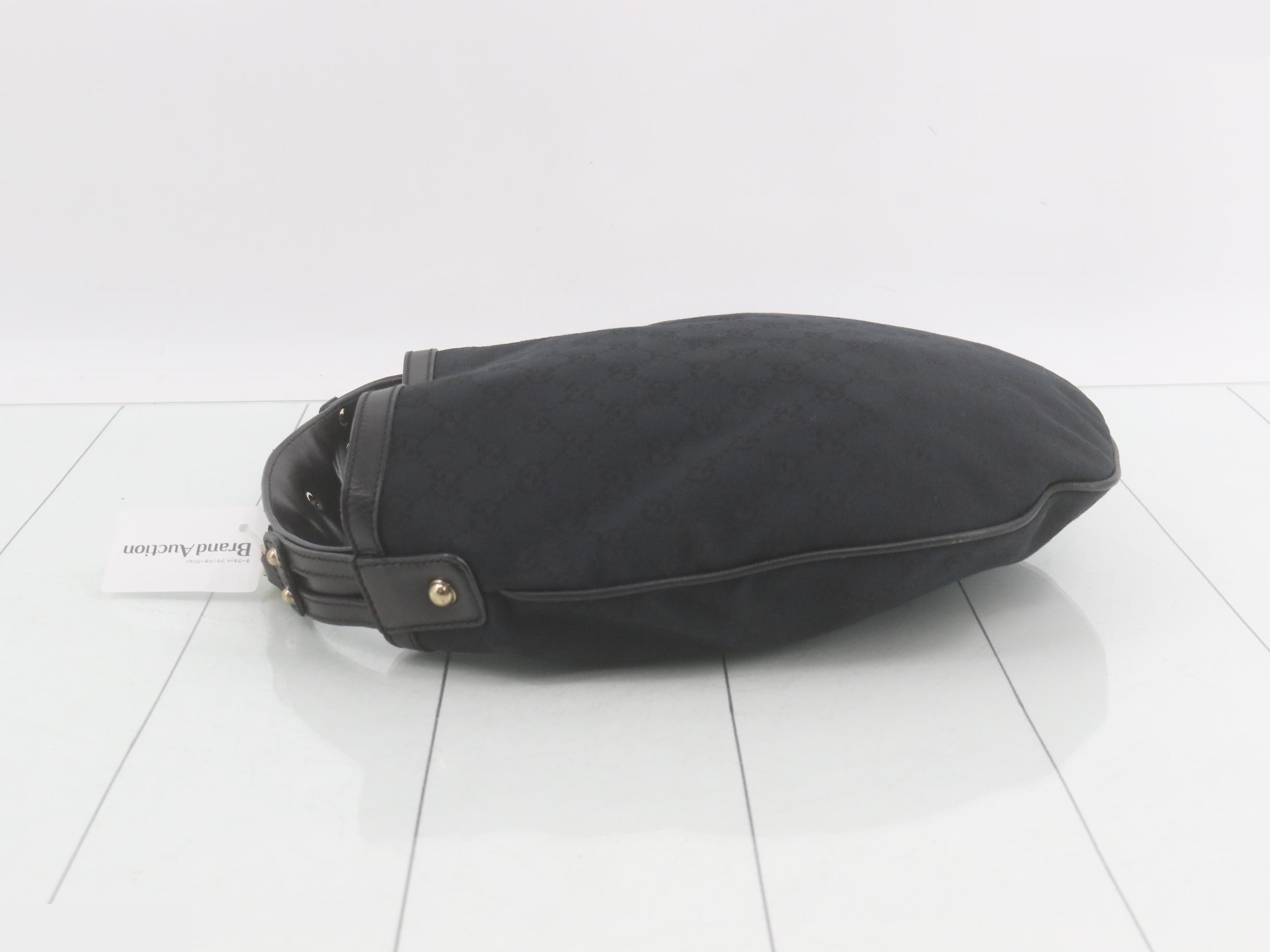 GG Canvas Horsebit Shoulder Bag — view 4