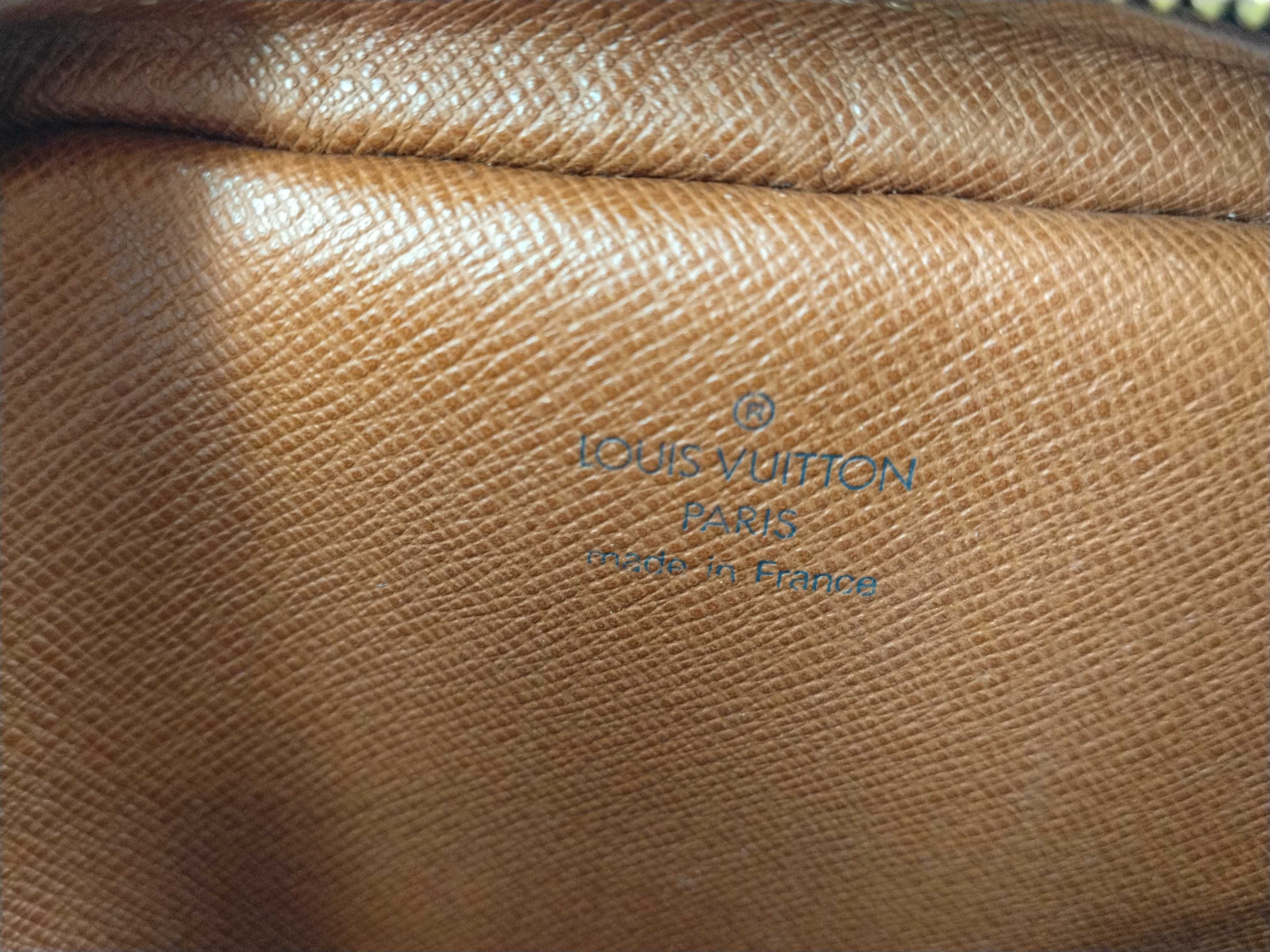 Monogram Louis Vuitton Monogram Amazon TH1919 Shoulder Bag — view 11