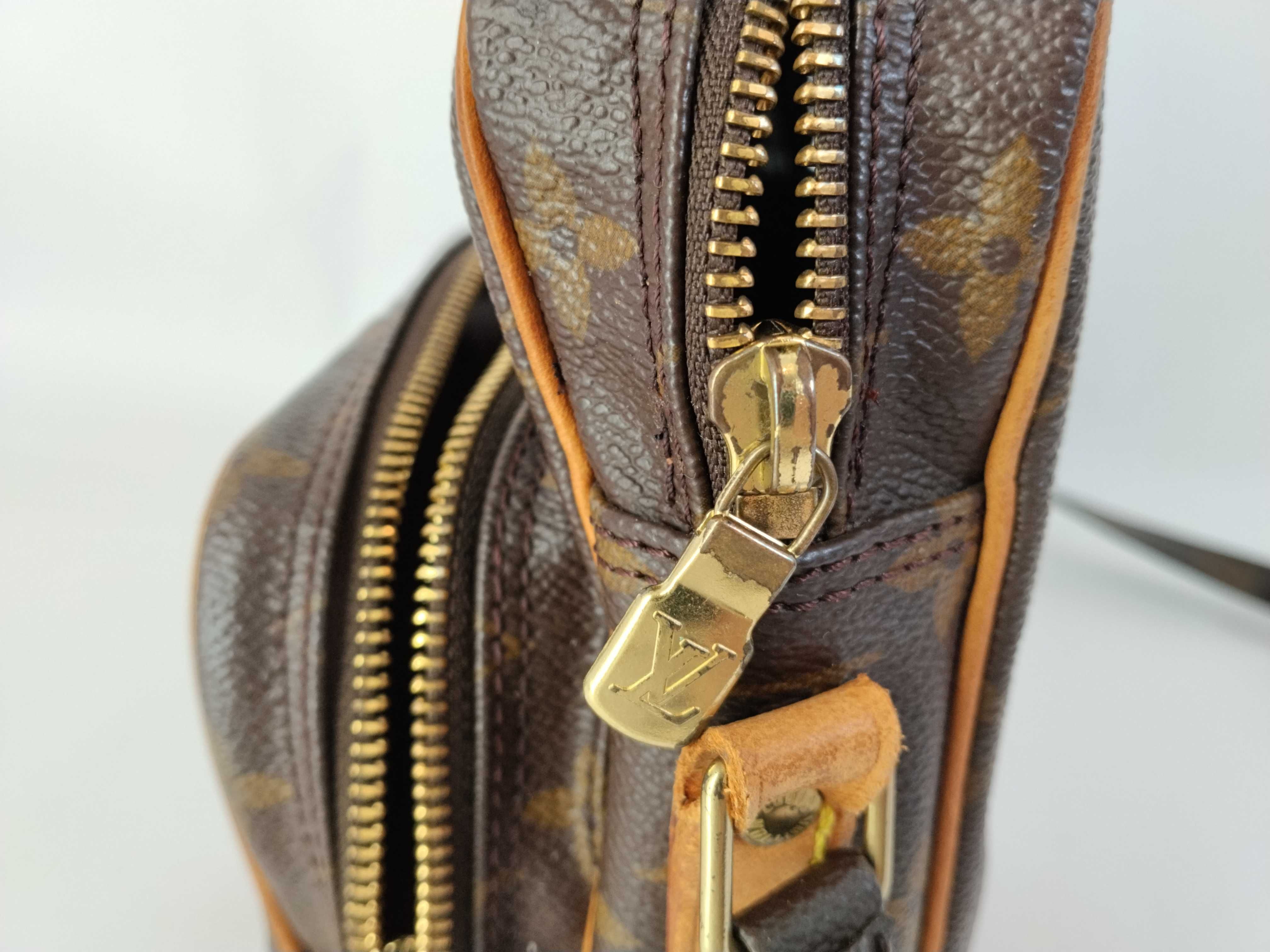 Monogram Louis Vuitton Monogram Amazon TH1919 Shoulder Bag — view 13