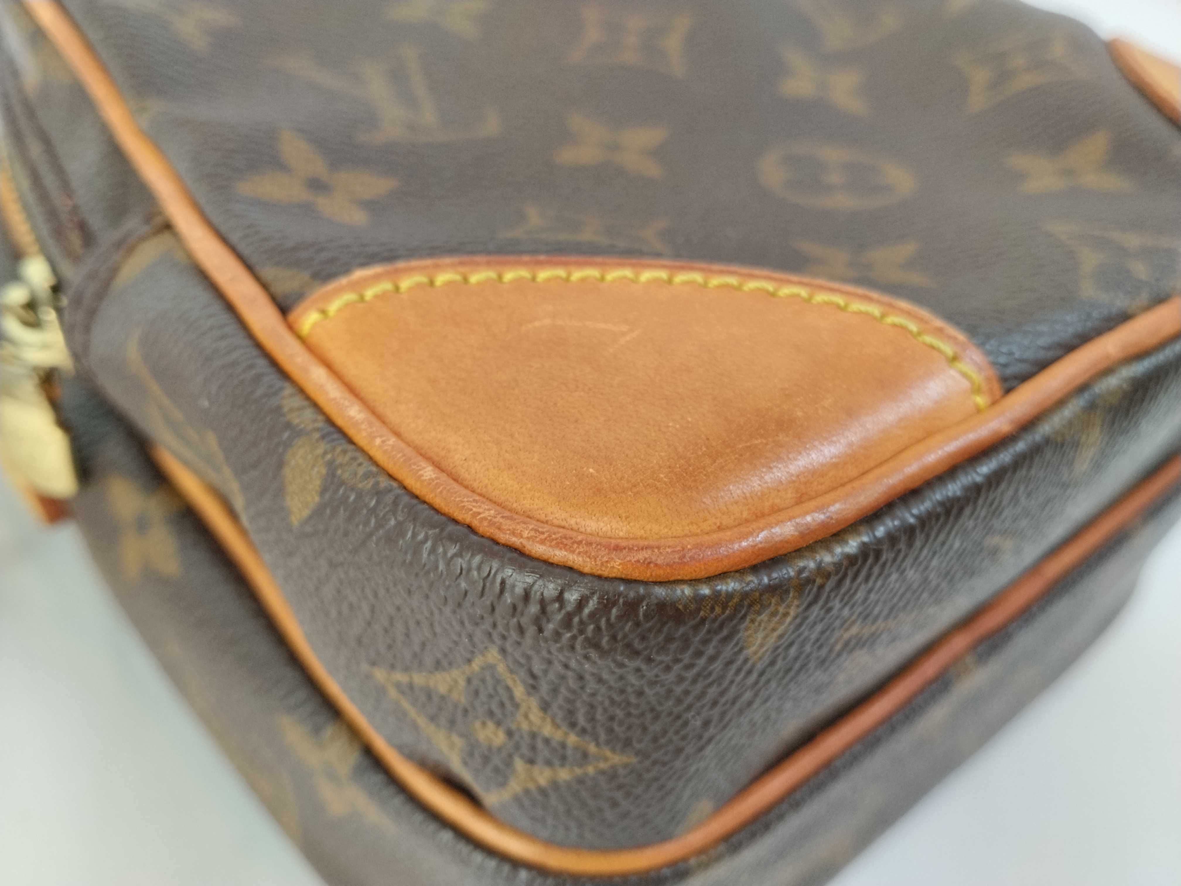 Monogram Louis Vuitton Monogram Amazon TH1919 Shoulder Bag — view 6
