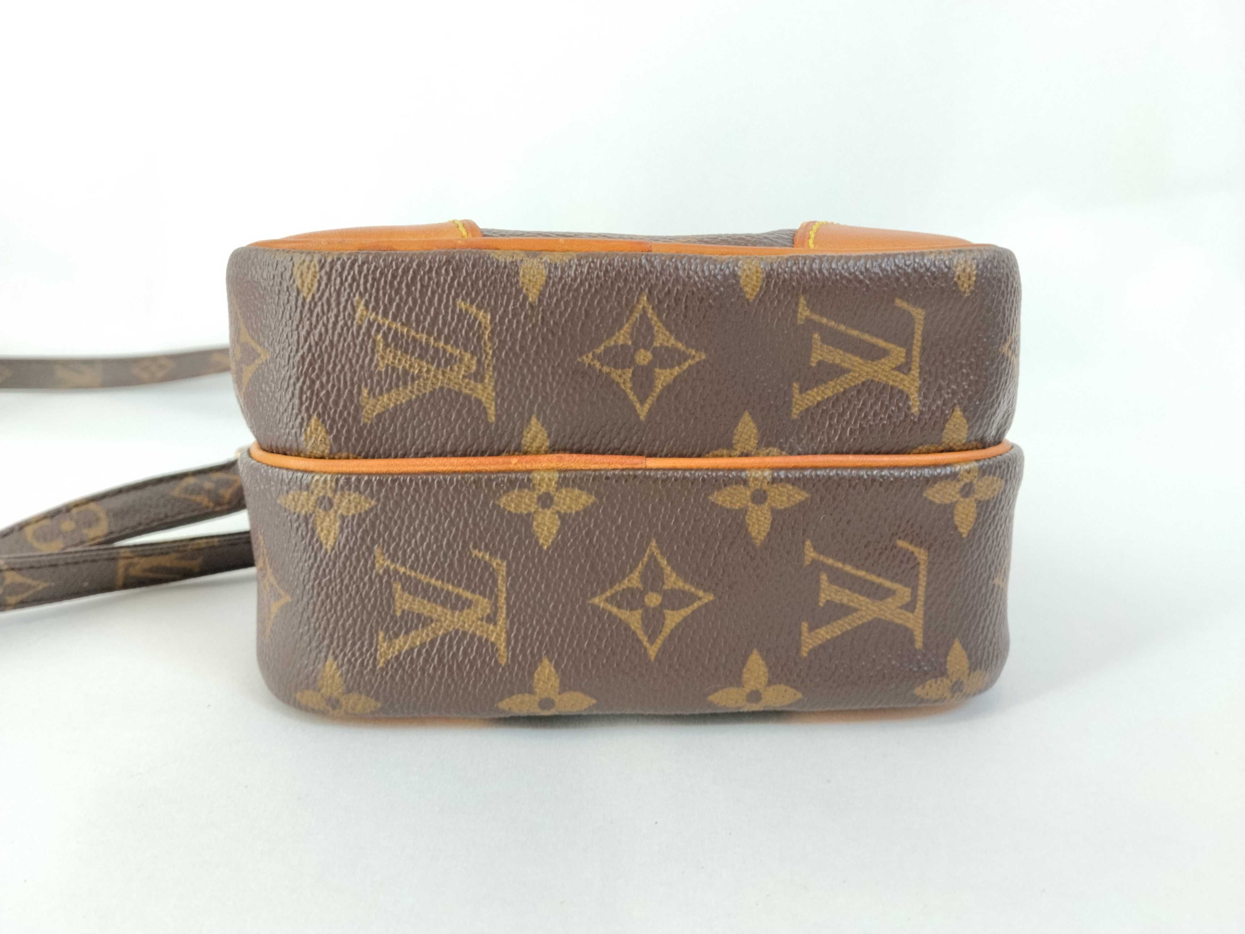 Monogram Louis Vuitton Monogram Amazon TH1919 Shoulder Bag — view 7