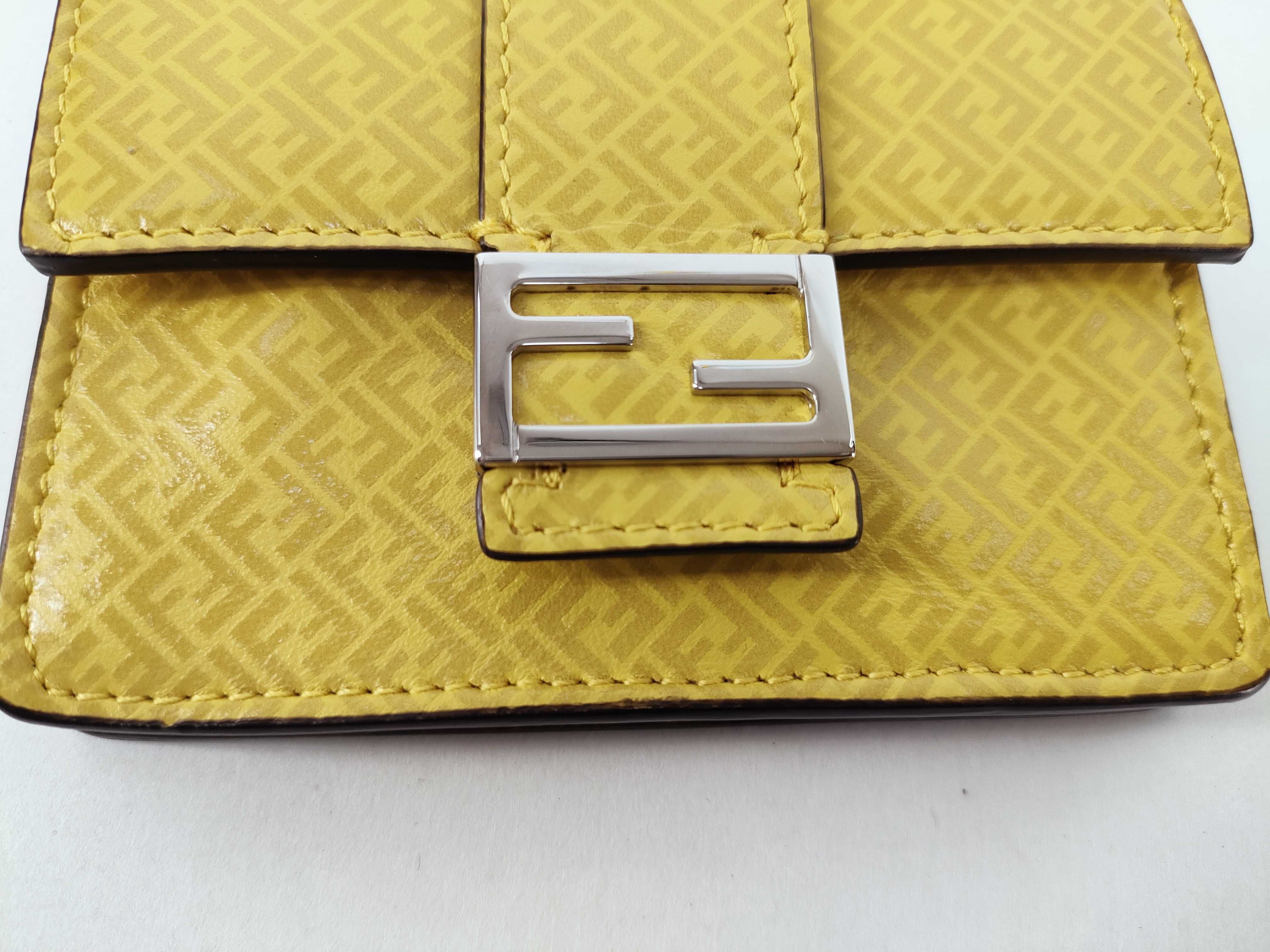 Pouch Chain Shoulder Bag — view 7
