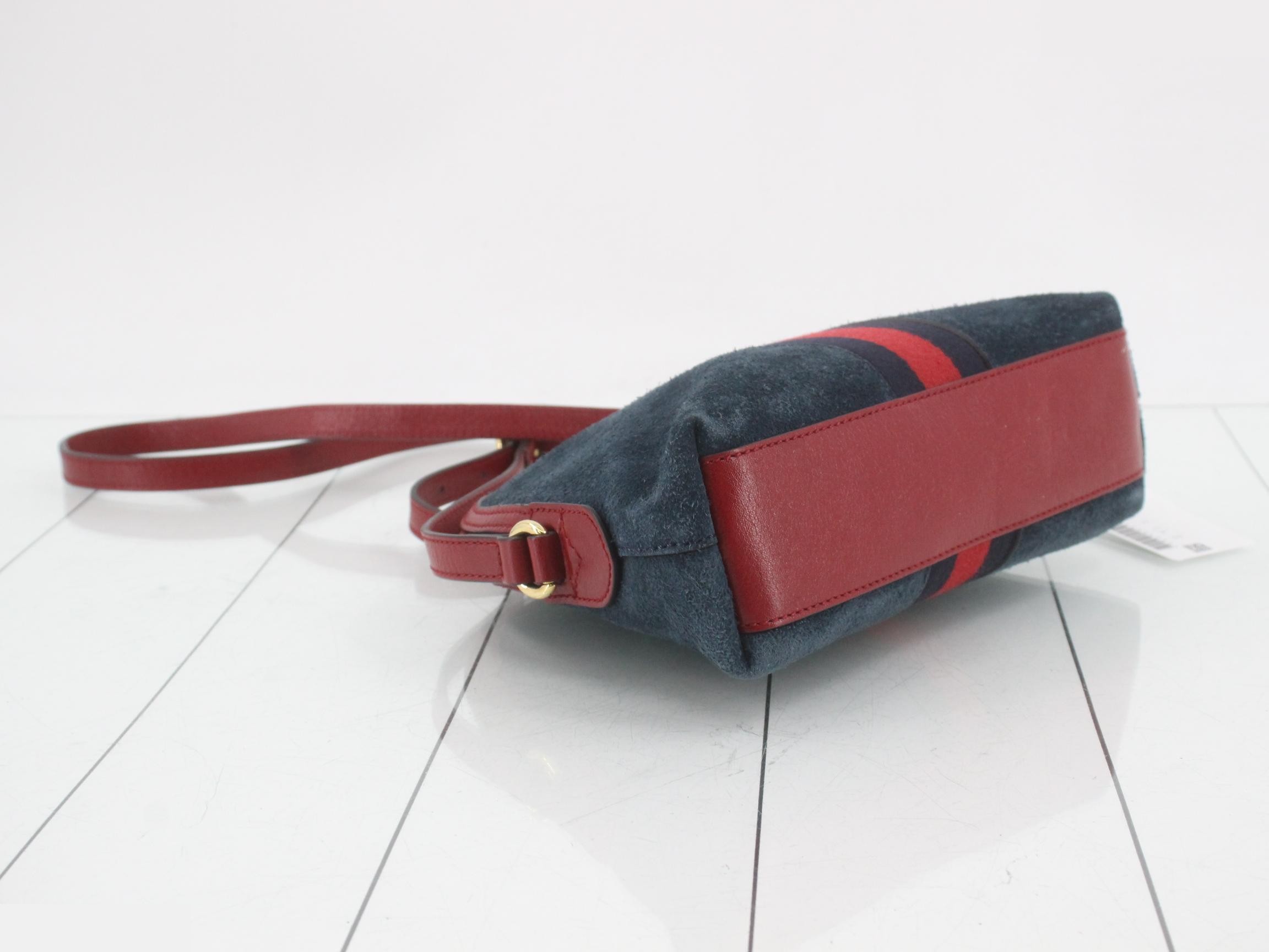 Chain Shoulder Bag — view 5