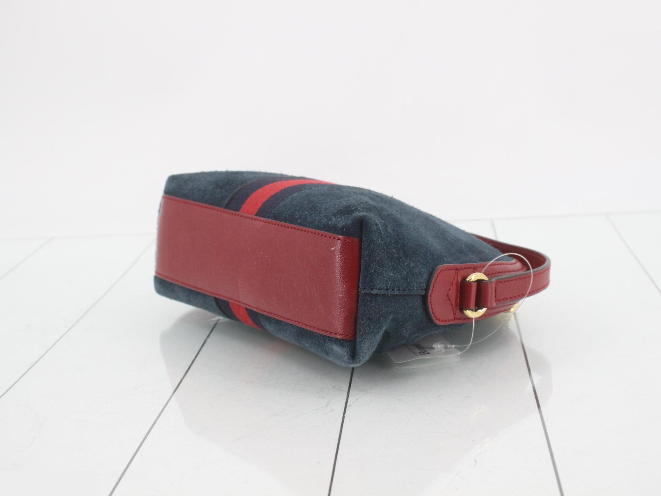 Chain Shoulder Bag — view 6