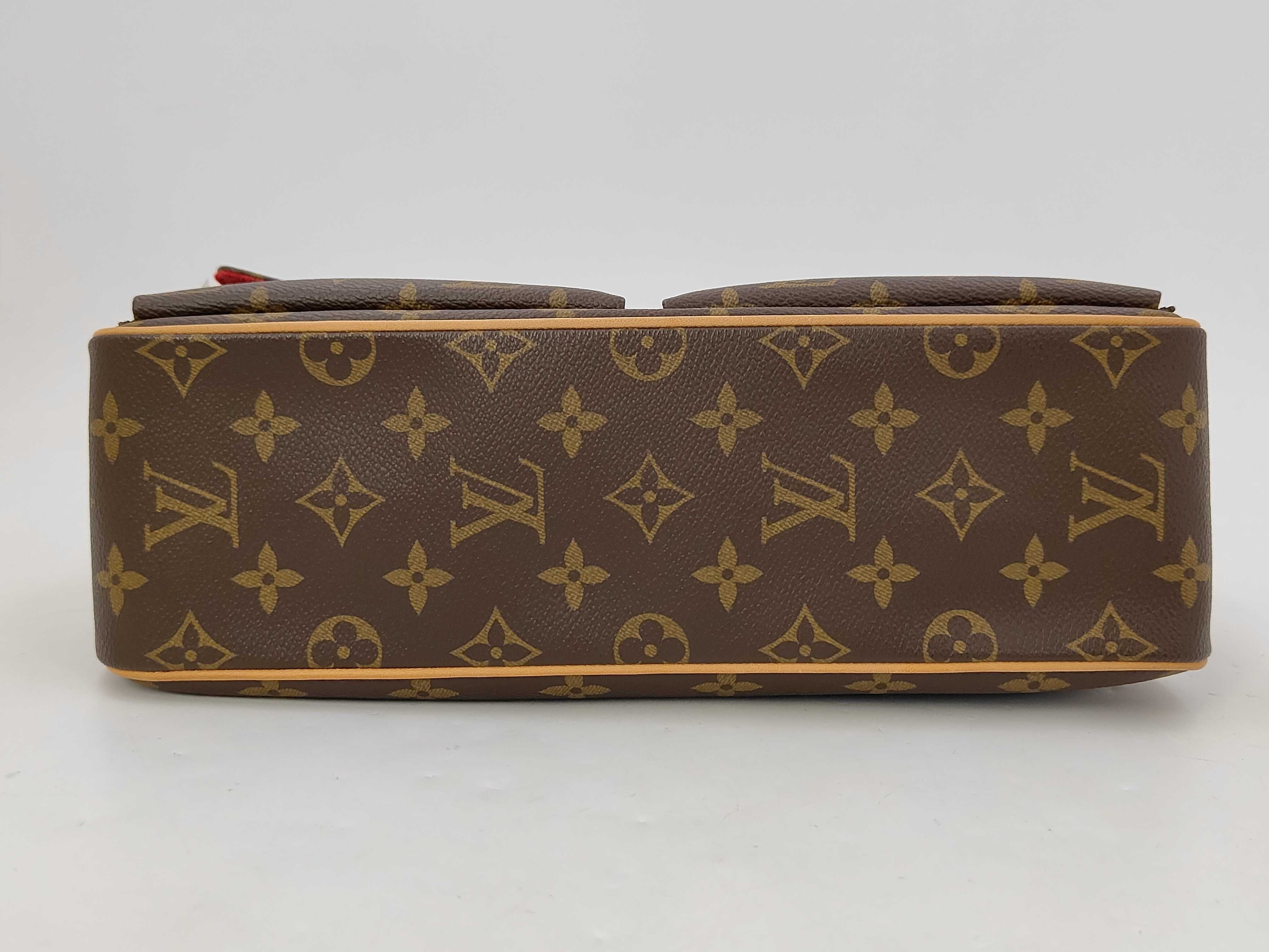 Monogram M51164 Viva-Cite MM Unused Handbag — view 3