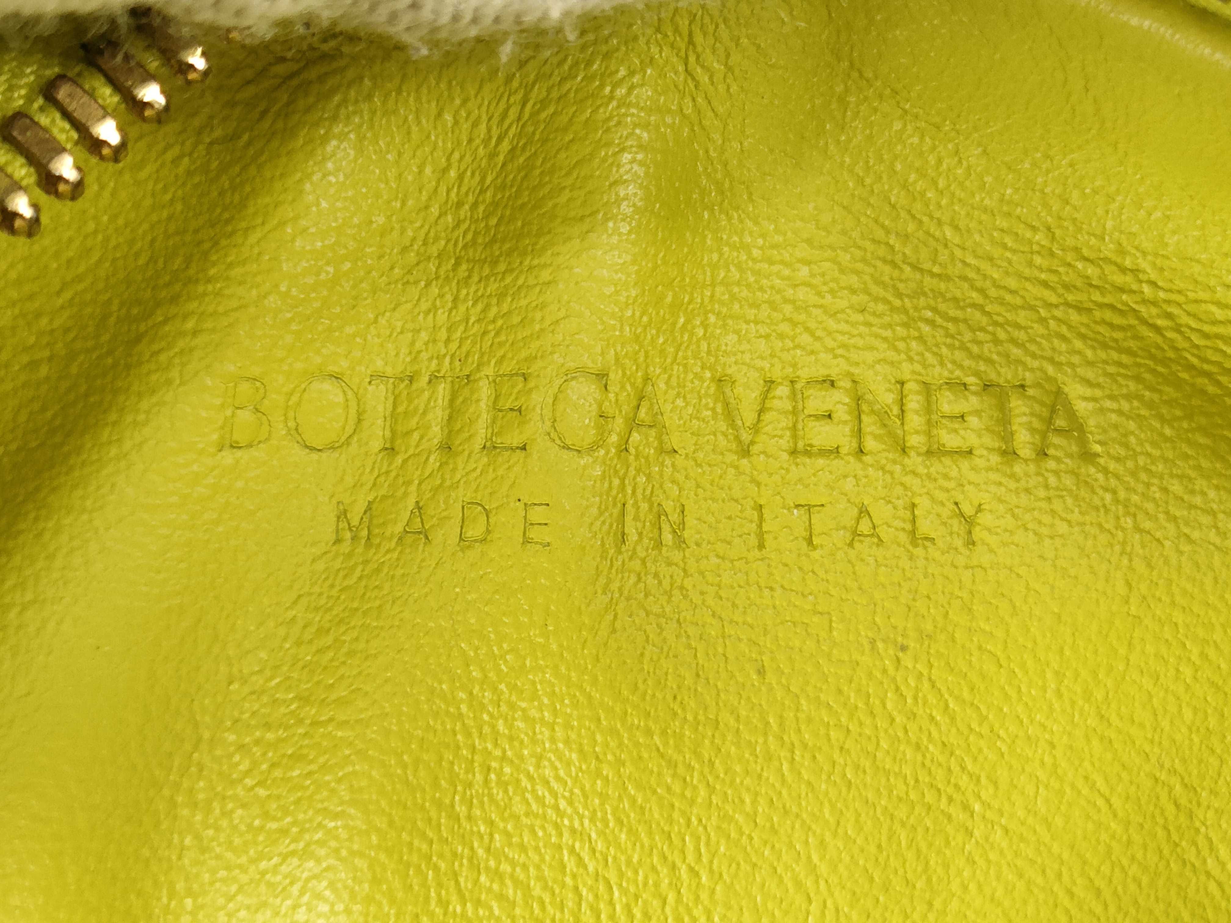 Intrecciato Bottega Mini Jodie Handbag — view 11