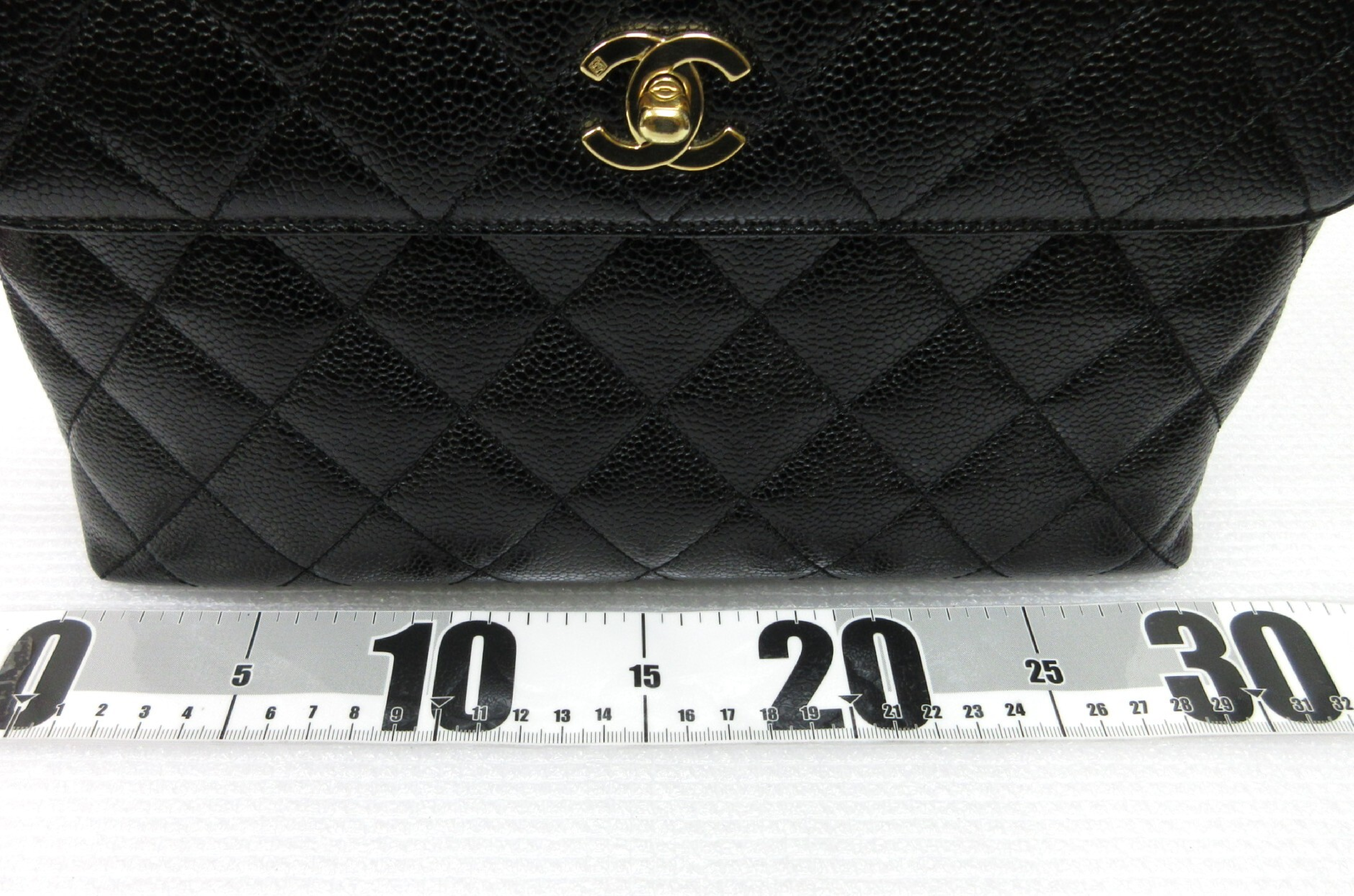Matelassé Coco Mark Handbag, Flap Bag, Caviar Leather Tote Bag, Handbag — view 14