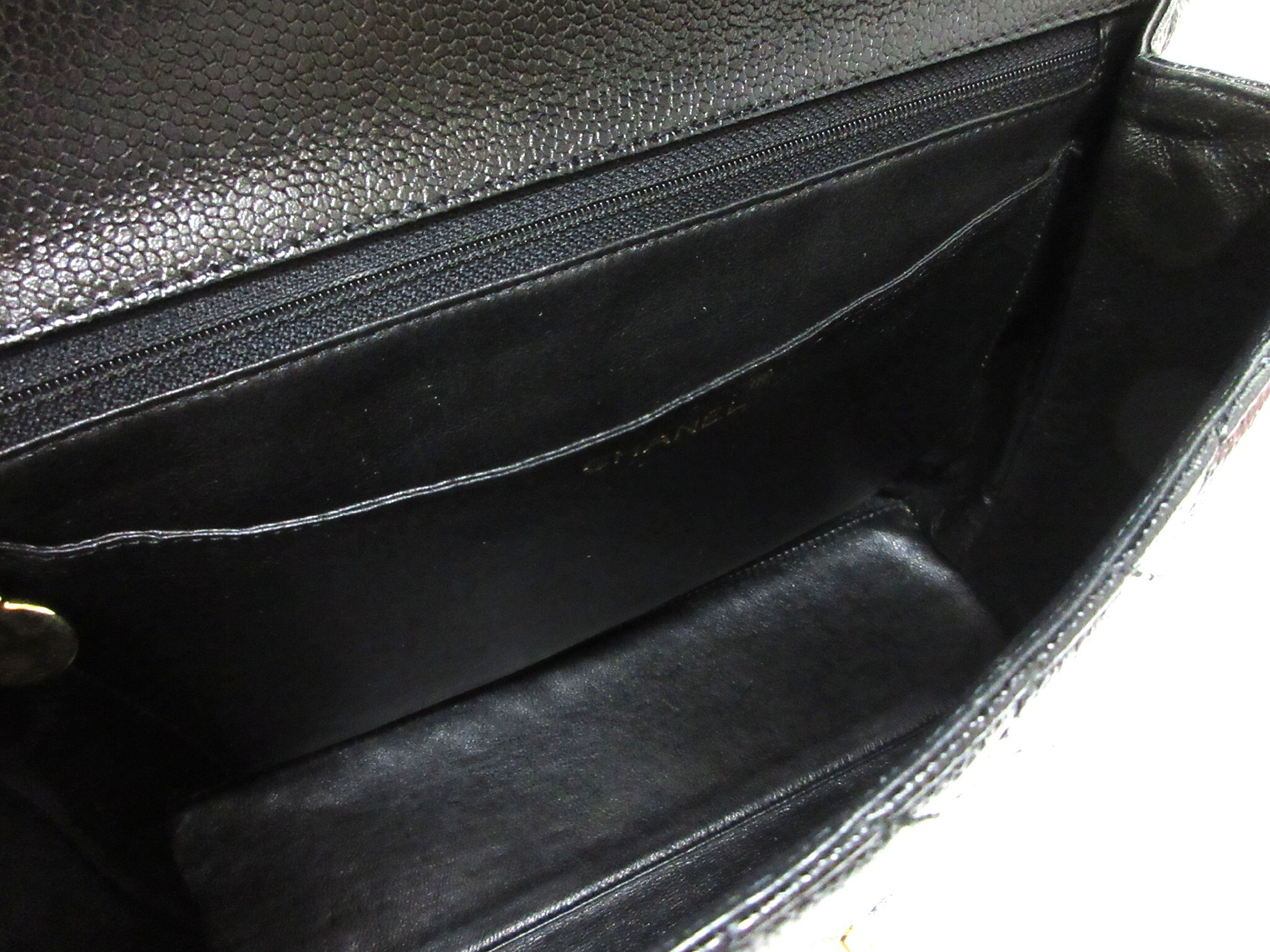 Matelassé Coco Mark Handbag, Flap Bag, Caviar Leather Tote Bag, Handbag — view 9