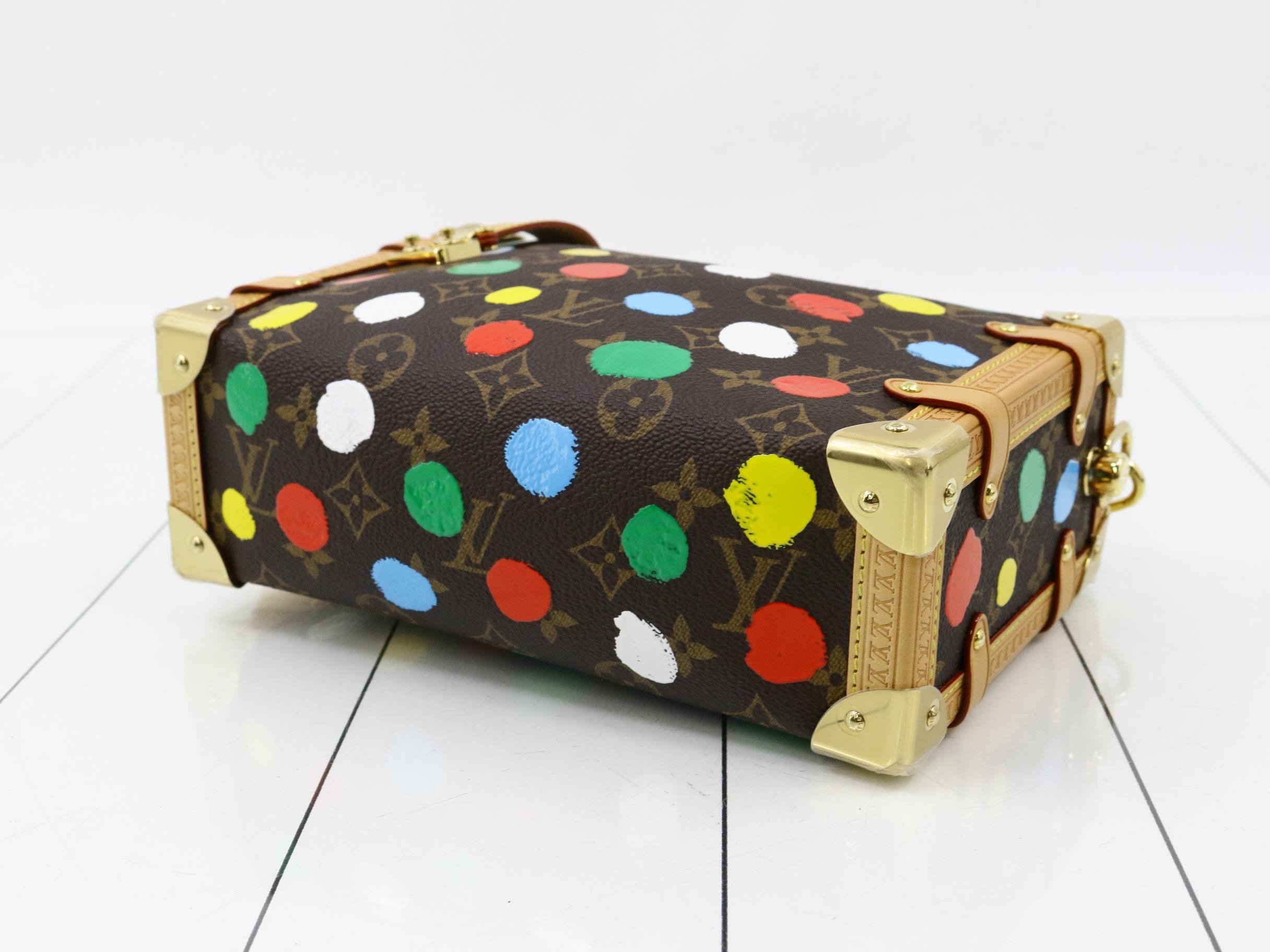 Yayoi Kusama Collaboration Side Trunk 2-Way Shoulder Bag — view 6