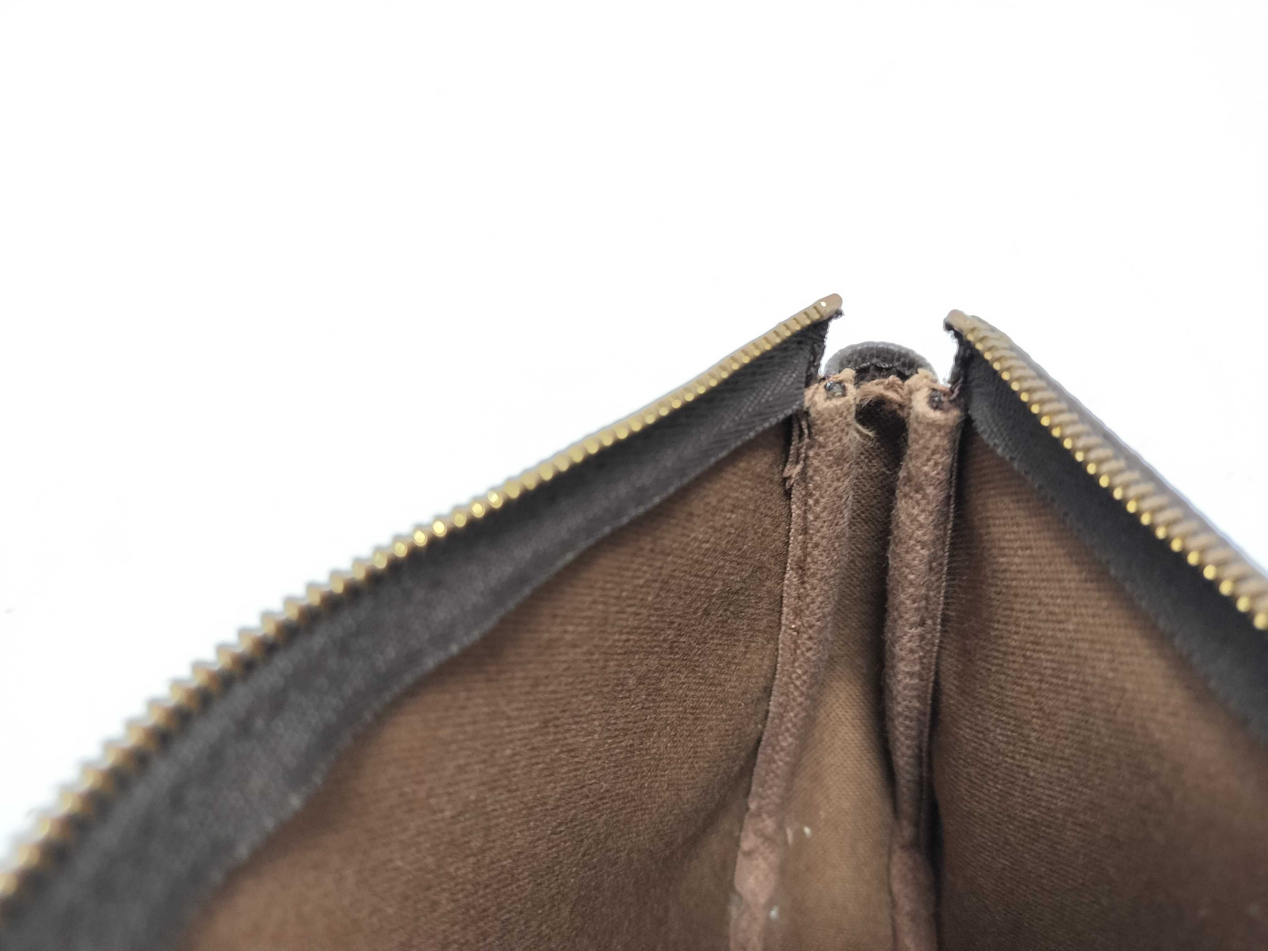 Monogram Louis Vuitton M51980 Pochette Accessoires Monogram AR1906 Pouch — view 10