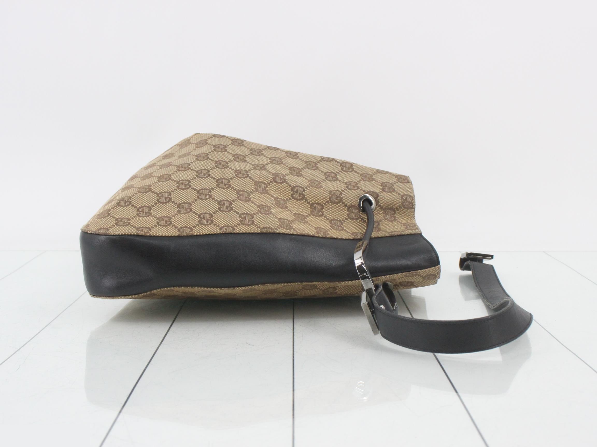 GG Canvas Leather One-Shoulder Bag — view 3