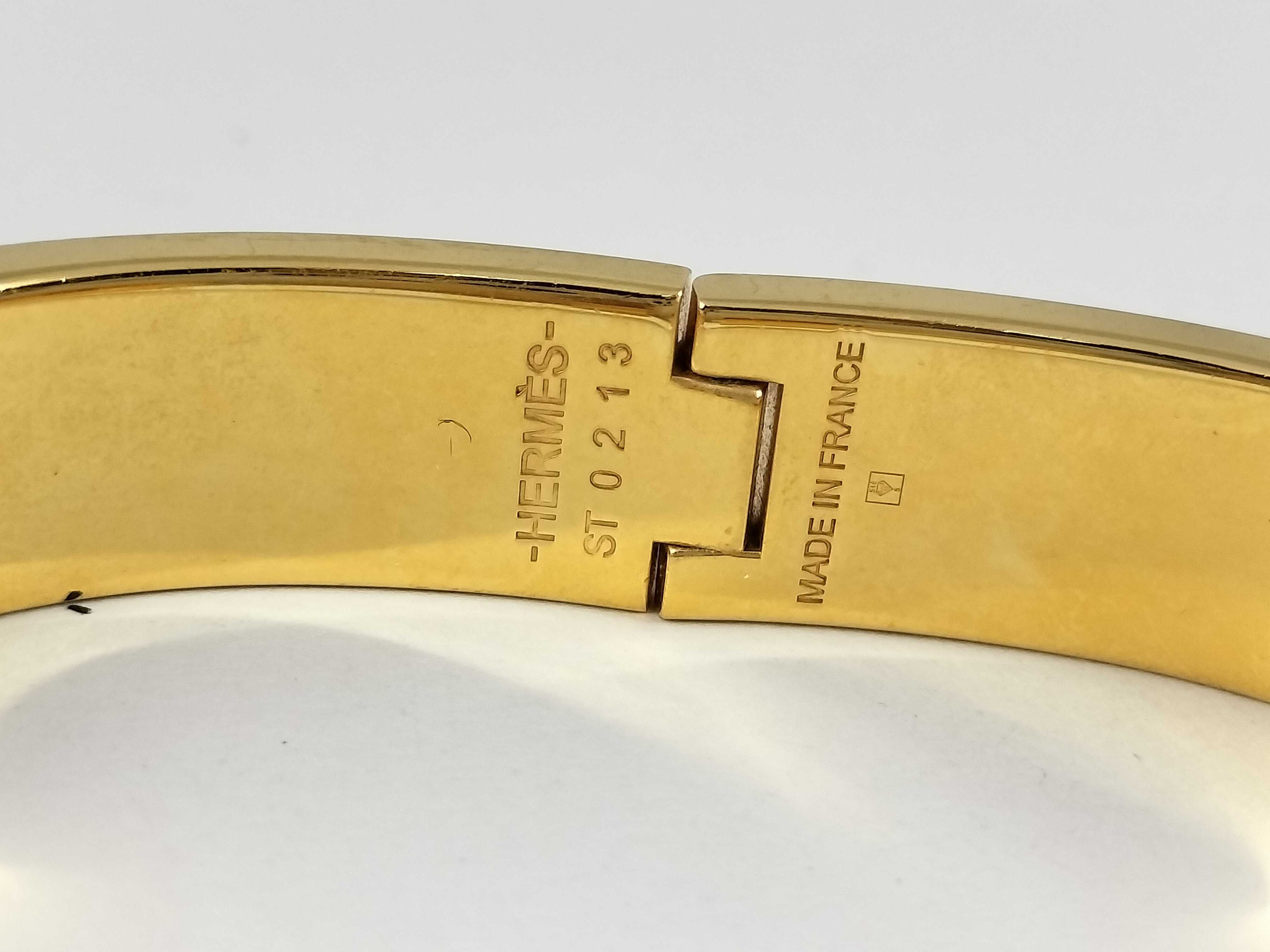 Hermès Clic Clac Gold Bracelet Bracelet/Bangle — view 3