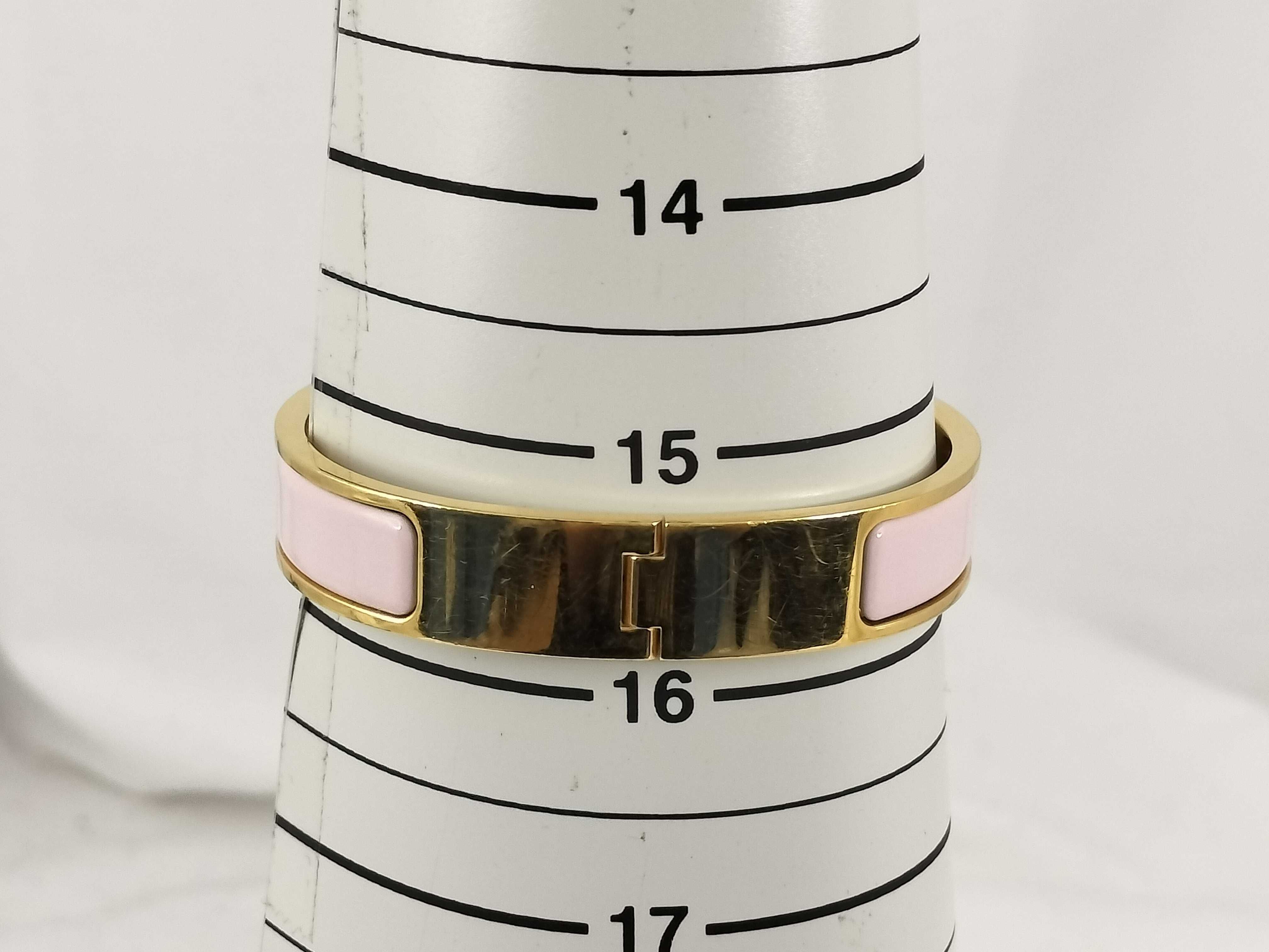 Hermès Clic Clac Gold Bracelet Bracelet/Bangle — view 4