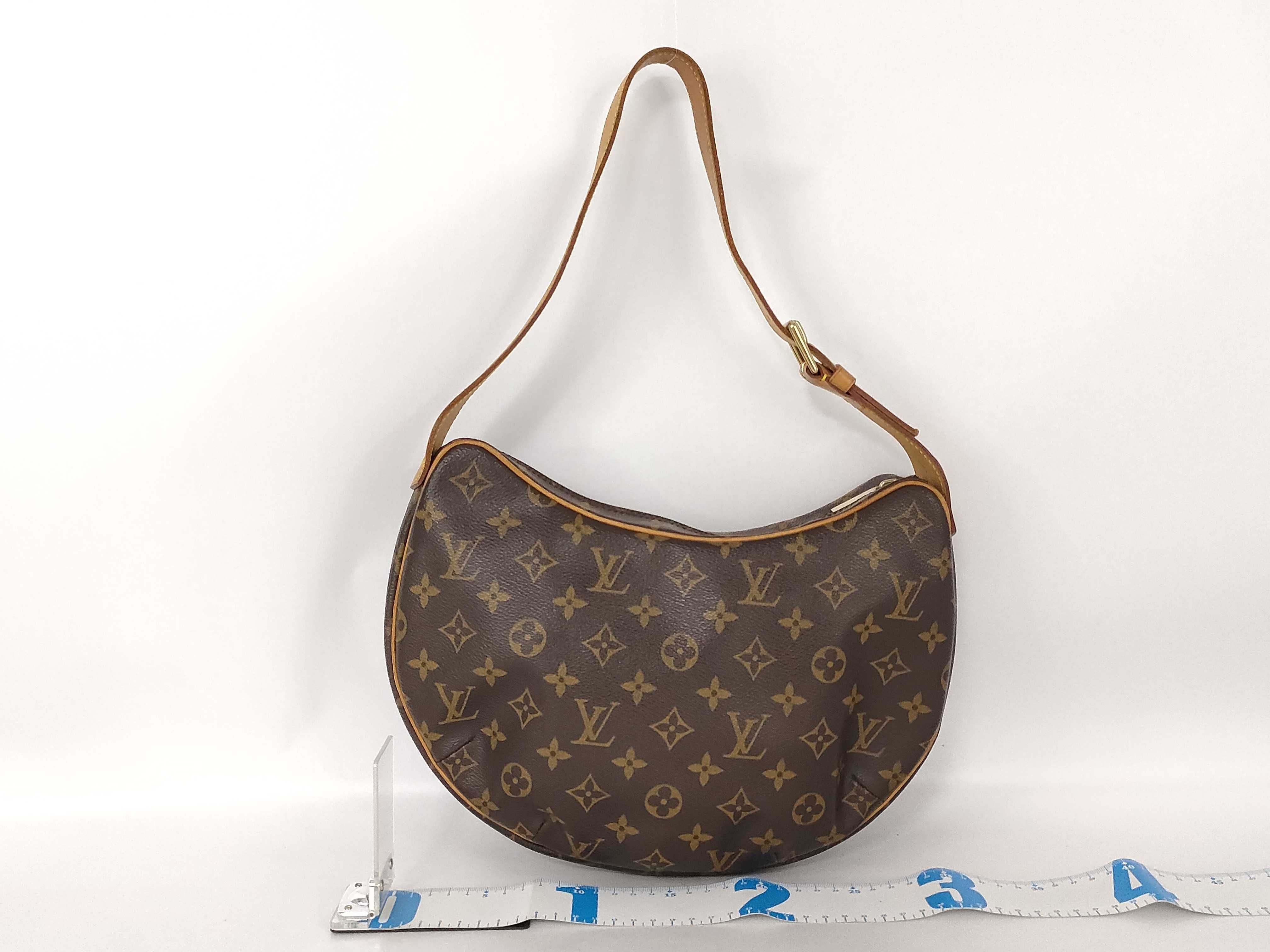 Monogram Louis Vuitton Croissant MM Monogram M51512 TH0033 Shoulder Bag — view 2