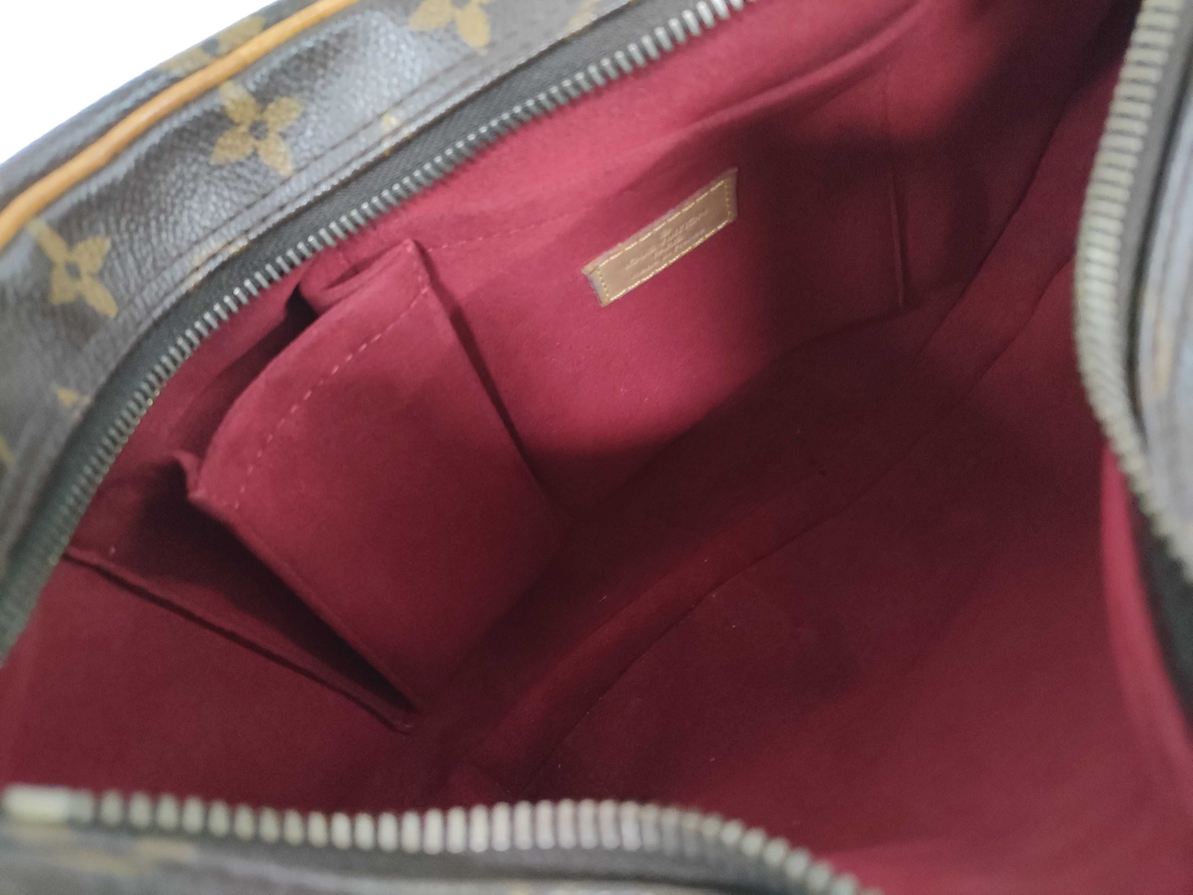 Monogram Louis Vuitton Croissant MM Monogram M51512 TH0033 Shoulder Bag — view 9