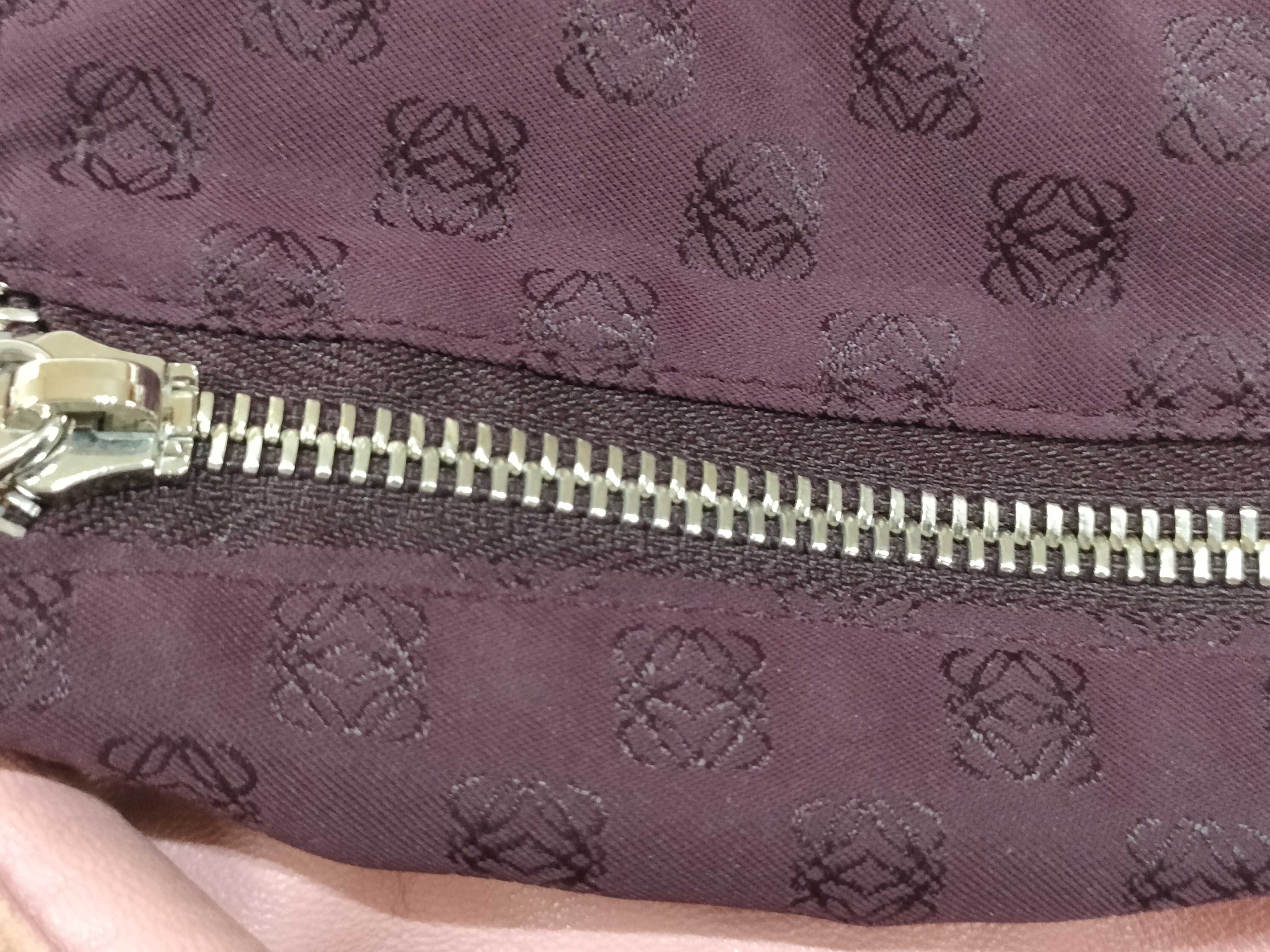 Amazona Leather Handbag (with charm) — view 12