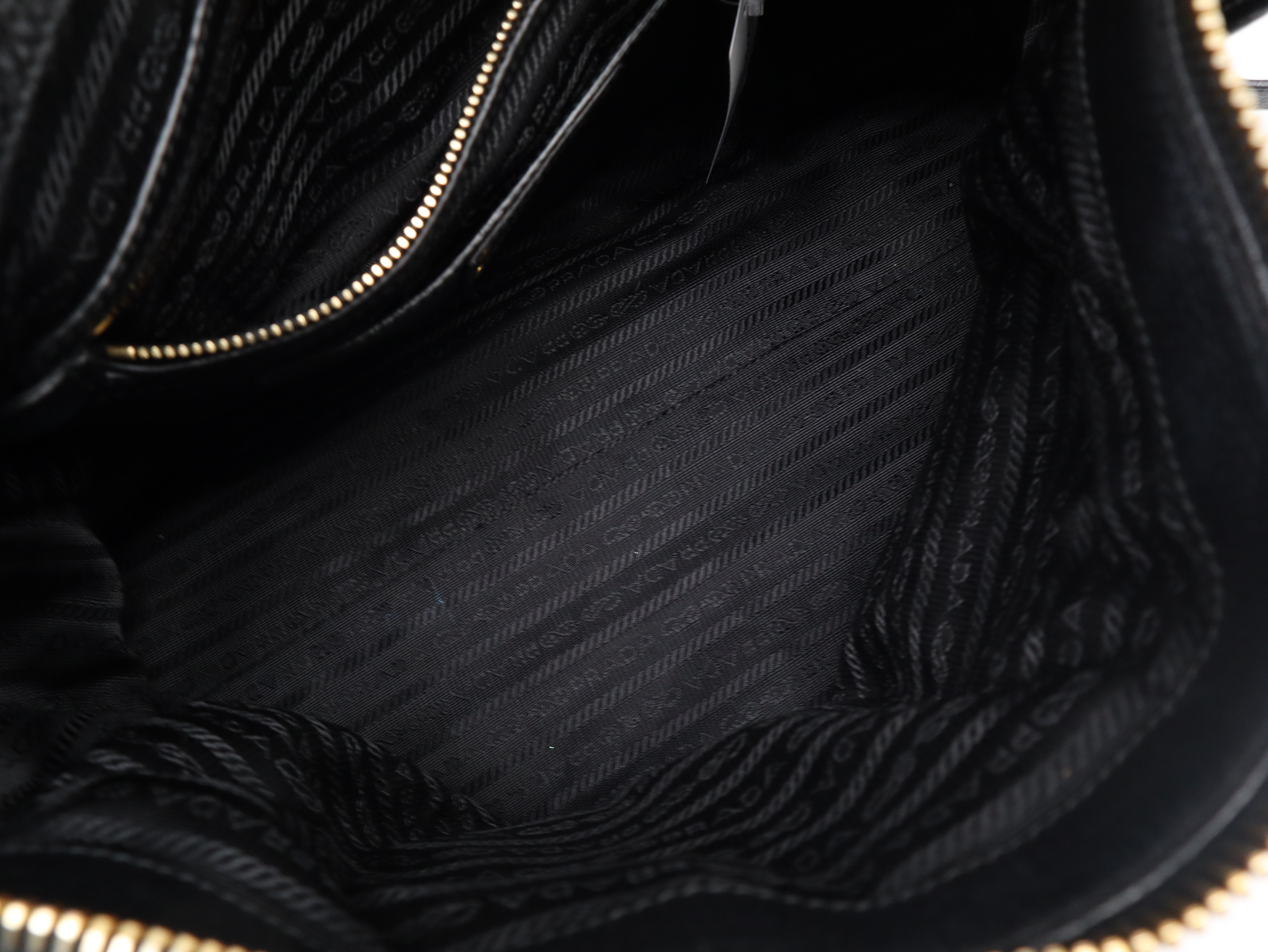 BL0805 Vitello Daino Leather 2-Way Bag with Metal Logo, Black, Strap and Dust Bag Included, Handbag — view 12