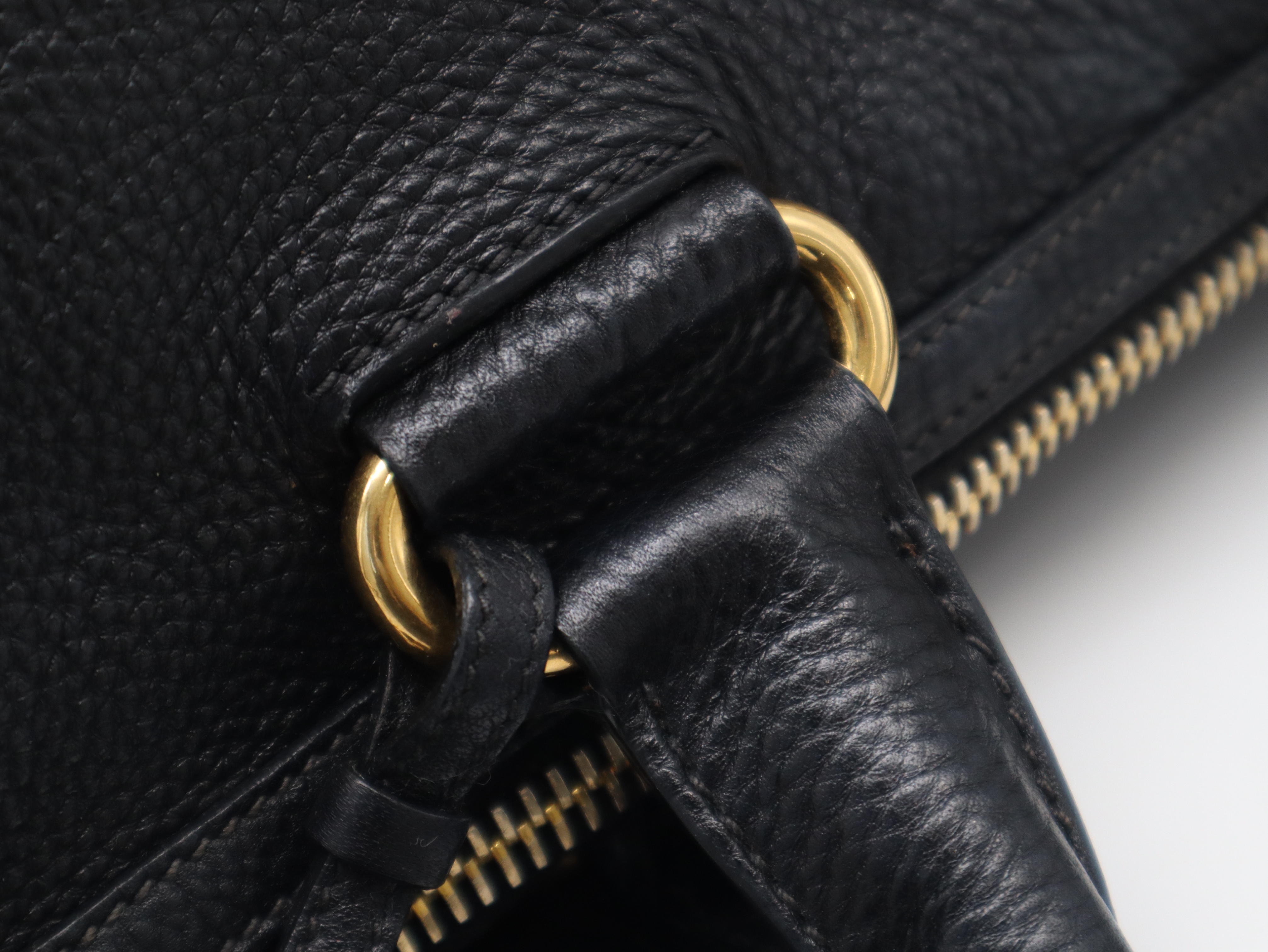 BL0805 Vitello Daino Leather 2-Way Bag with Metal Logo, Black, Strap and Dust Bag Included, Handbag — view 7