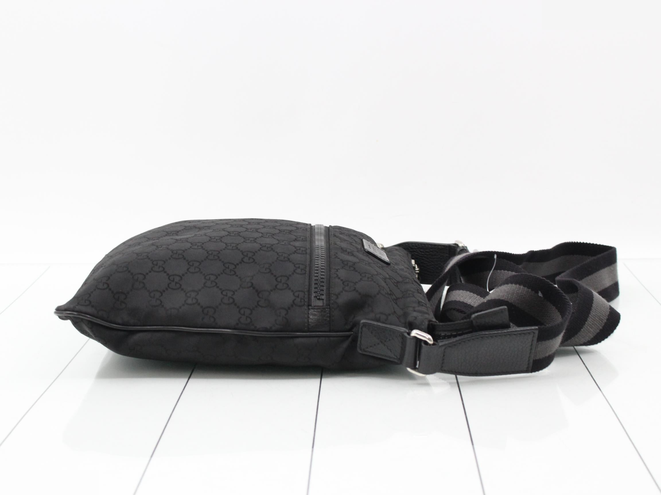 Nylon shoulder bag — view 3