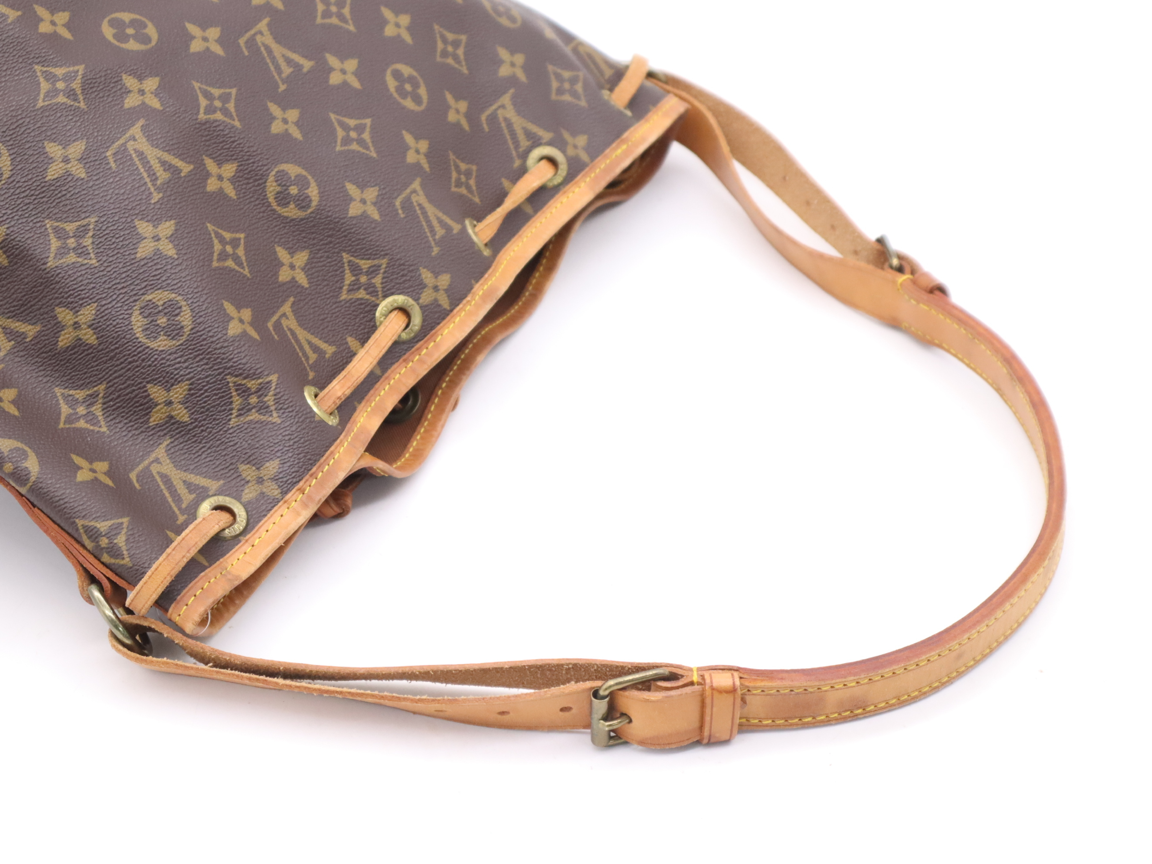 M40818 Monogram Petit Noé Shoulder Bag — view 6