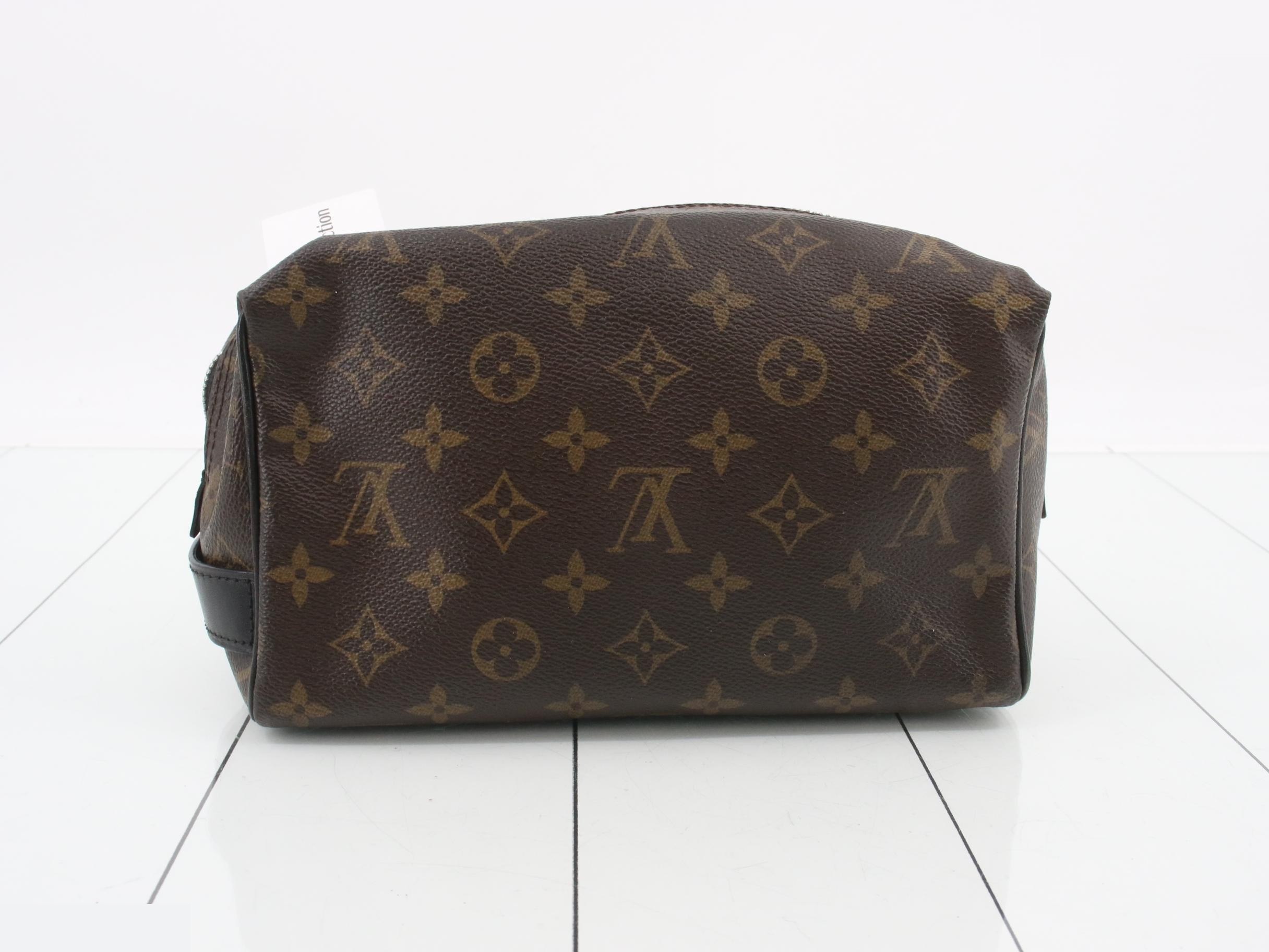 Monogram Macassar Trousse Toilette M40378 — view 2