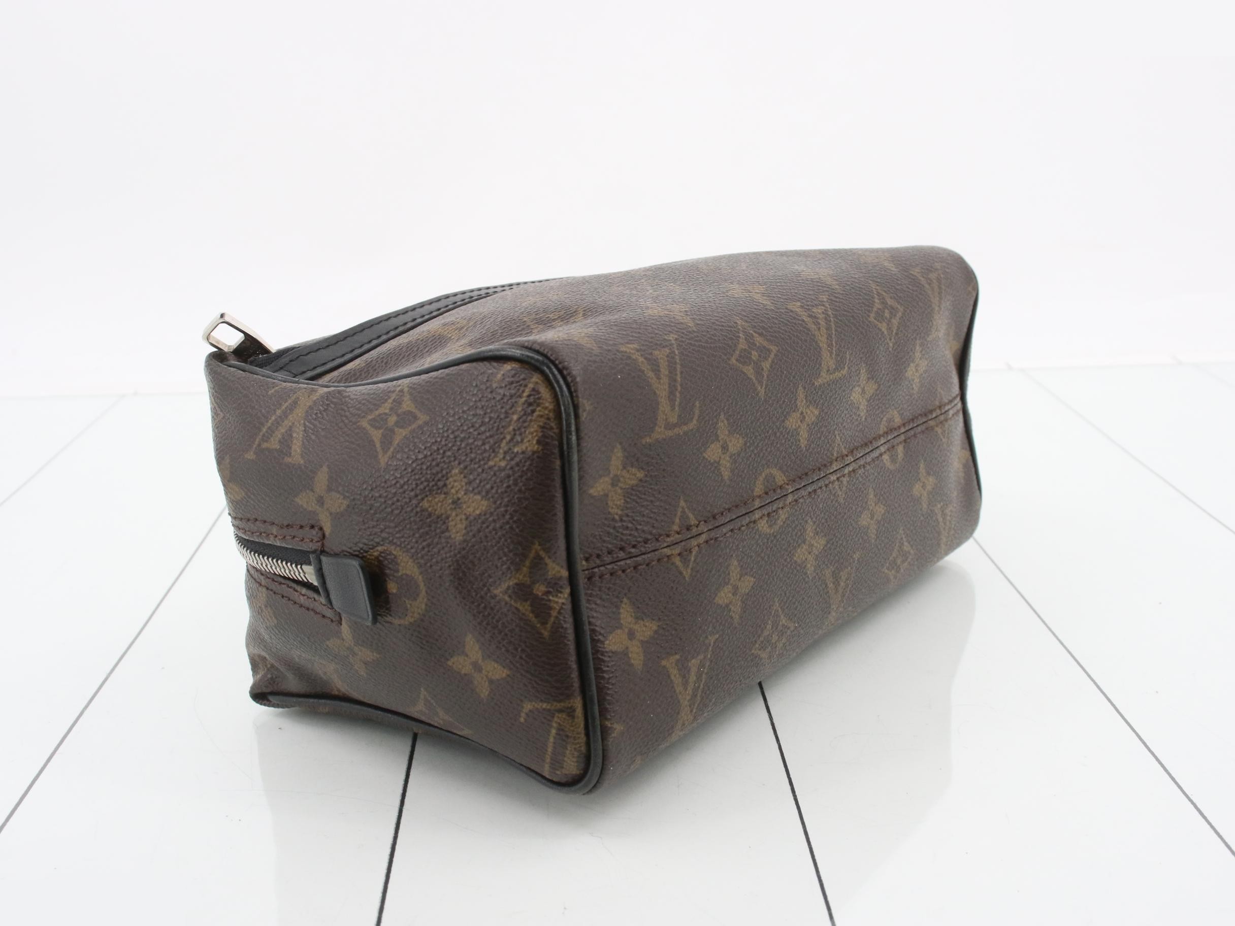 Monogram Macassar Trousse Toilette M40378 — view 5