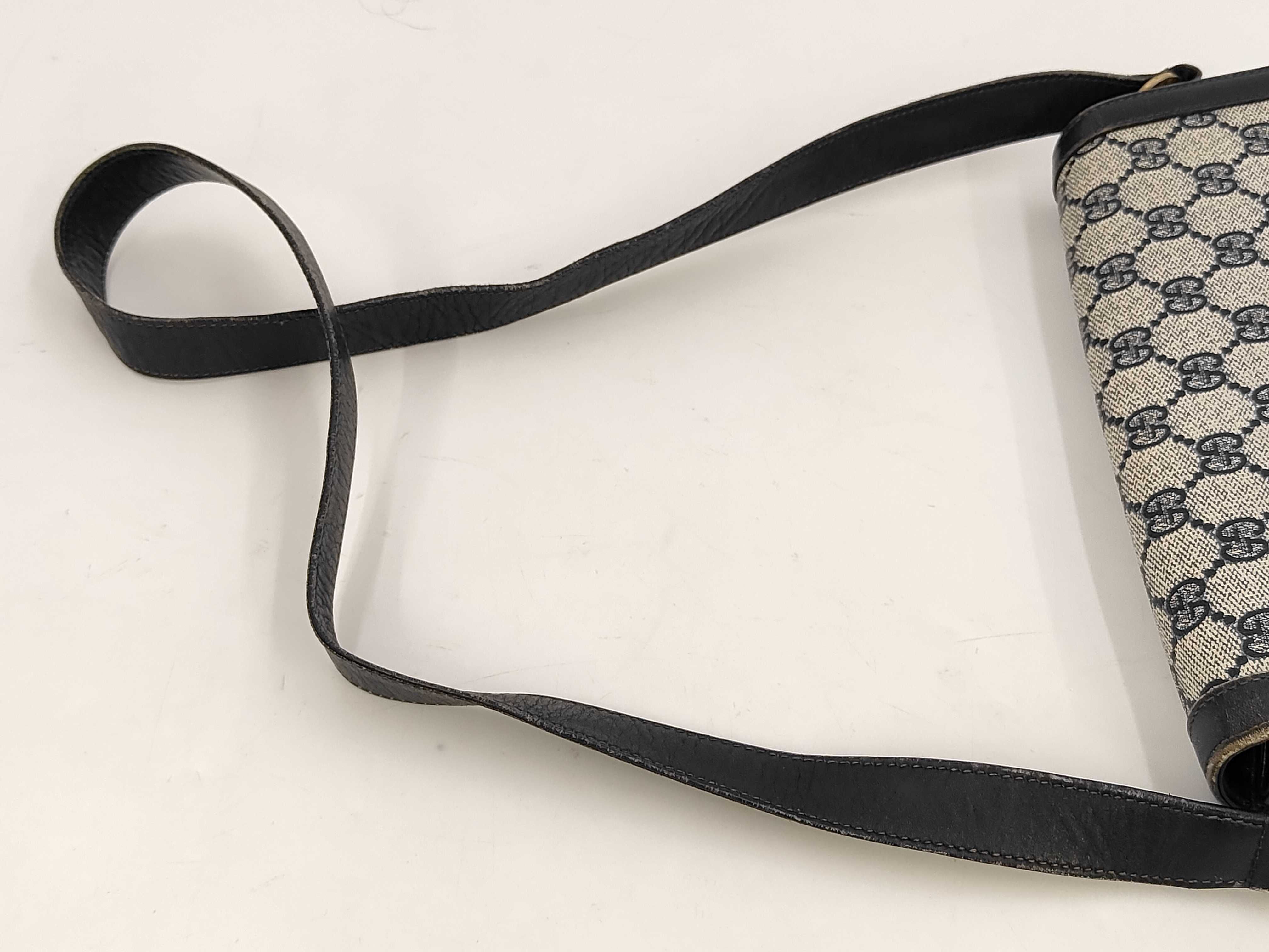 Old GG Shoulder Bag — view 5
