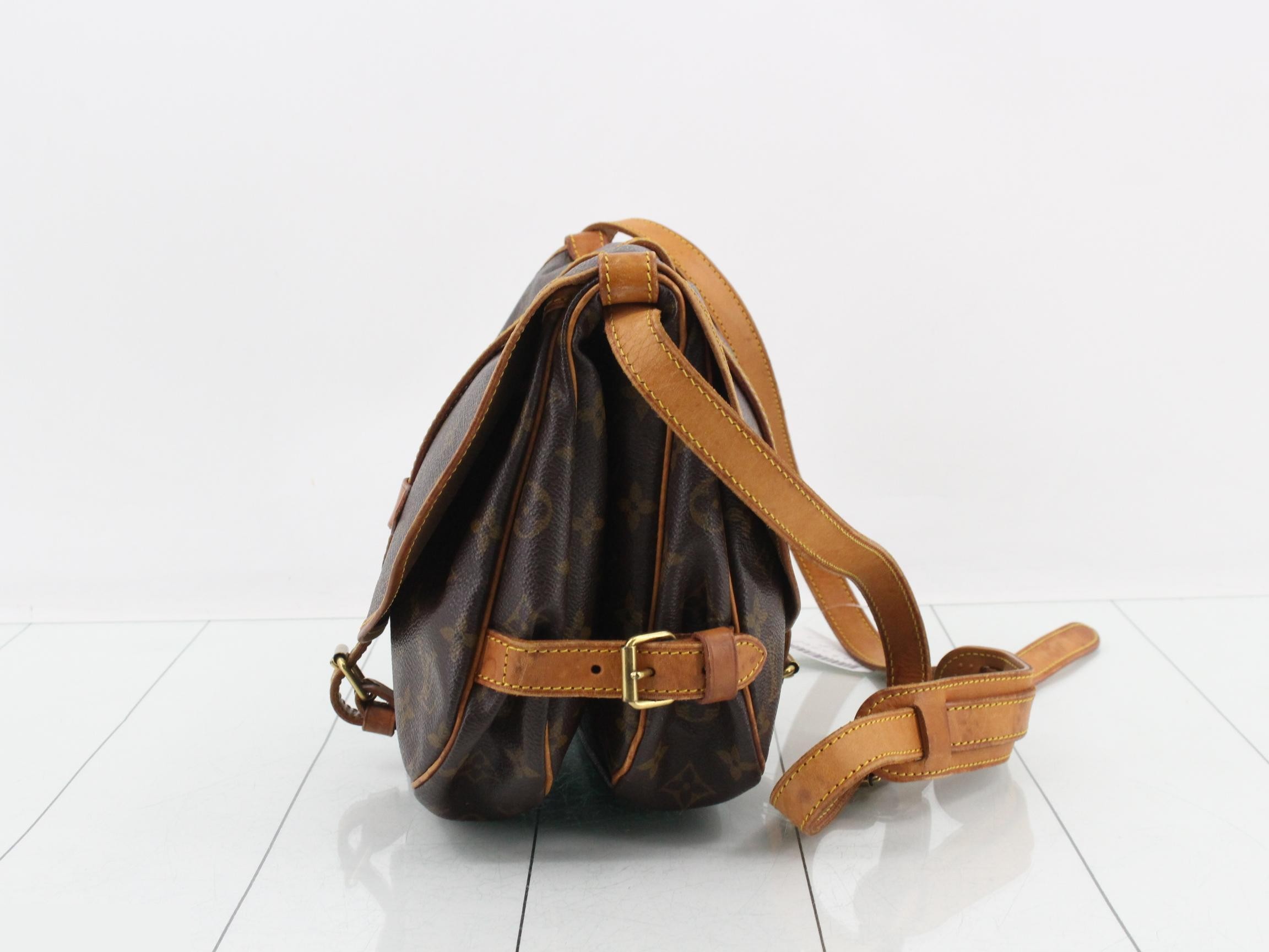 Shoulder bag — view 4