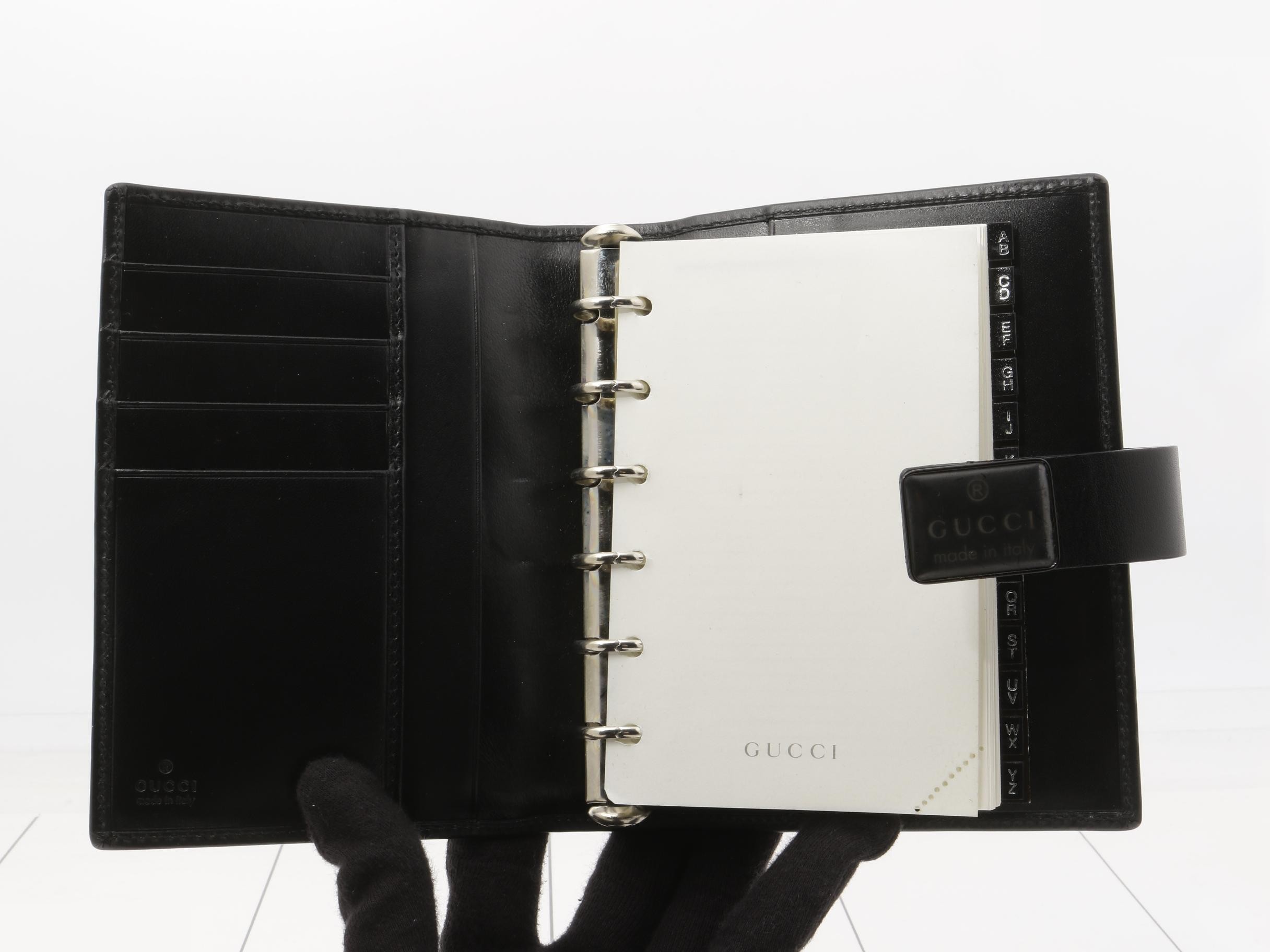 Notebook cover — view 4