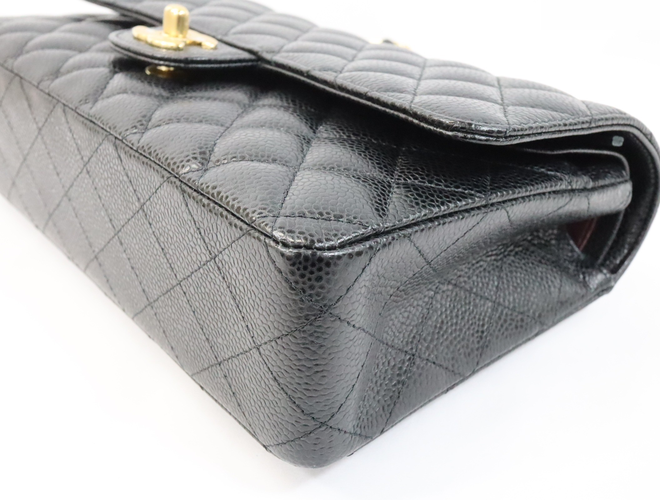 Matelassé 25, caviar leather, double flap, serial number 31 series. — view 5