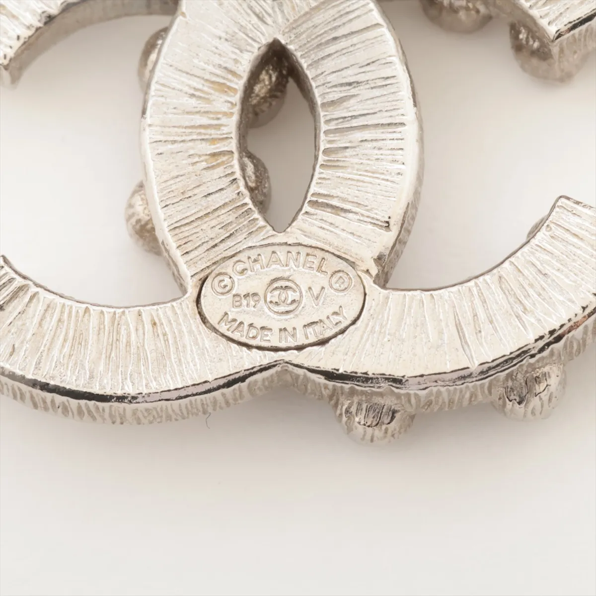Coco B19V Earrings (Pair) GP x Rhinestone Silver. — view 5