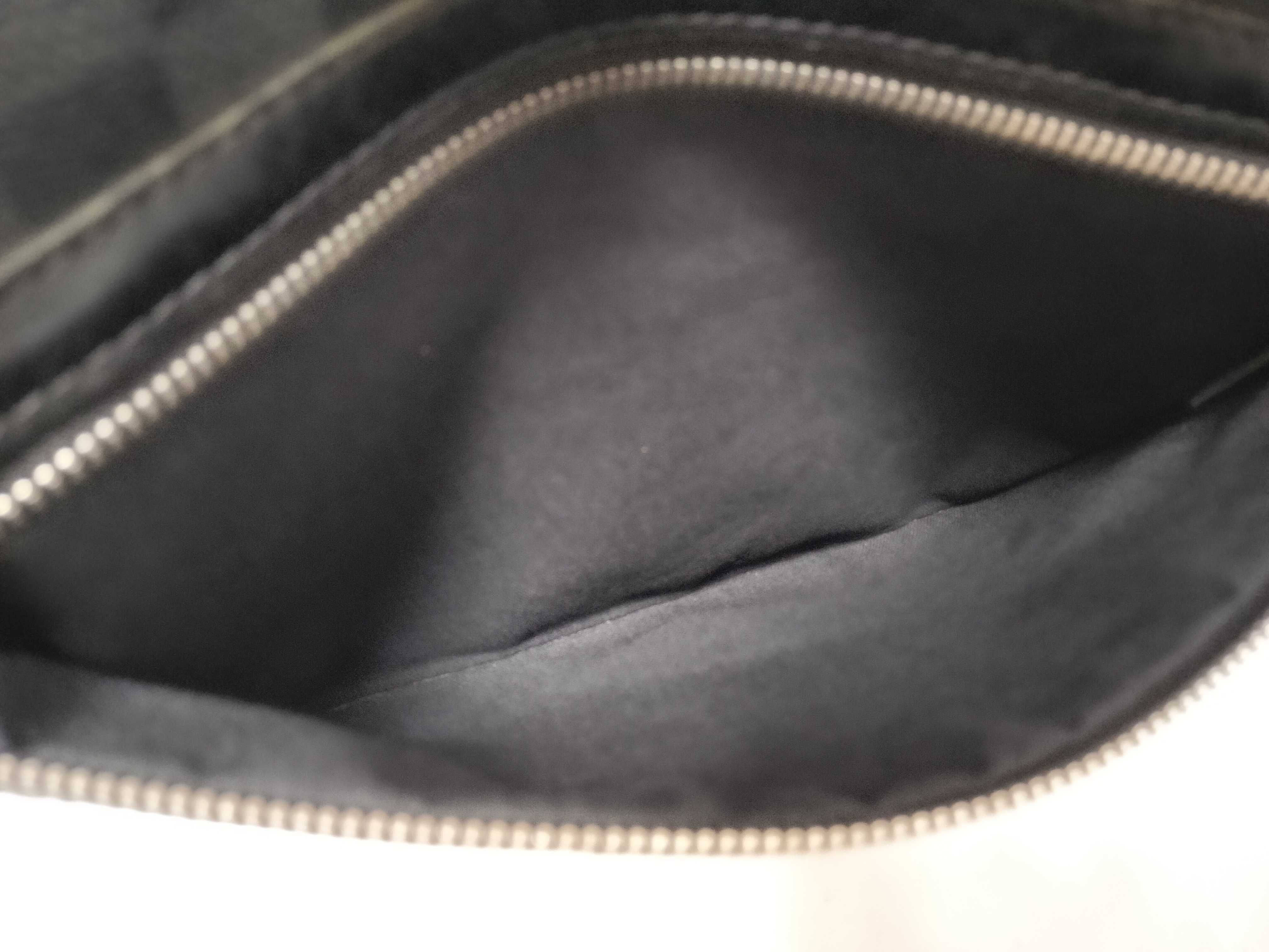 Damier Graphite Thomas Shoulder Bag — view 15