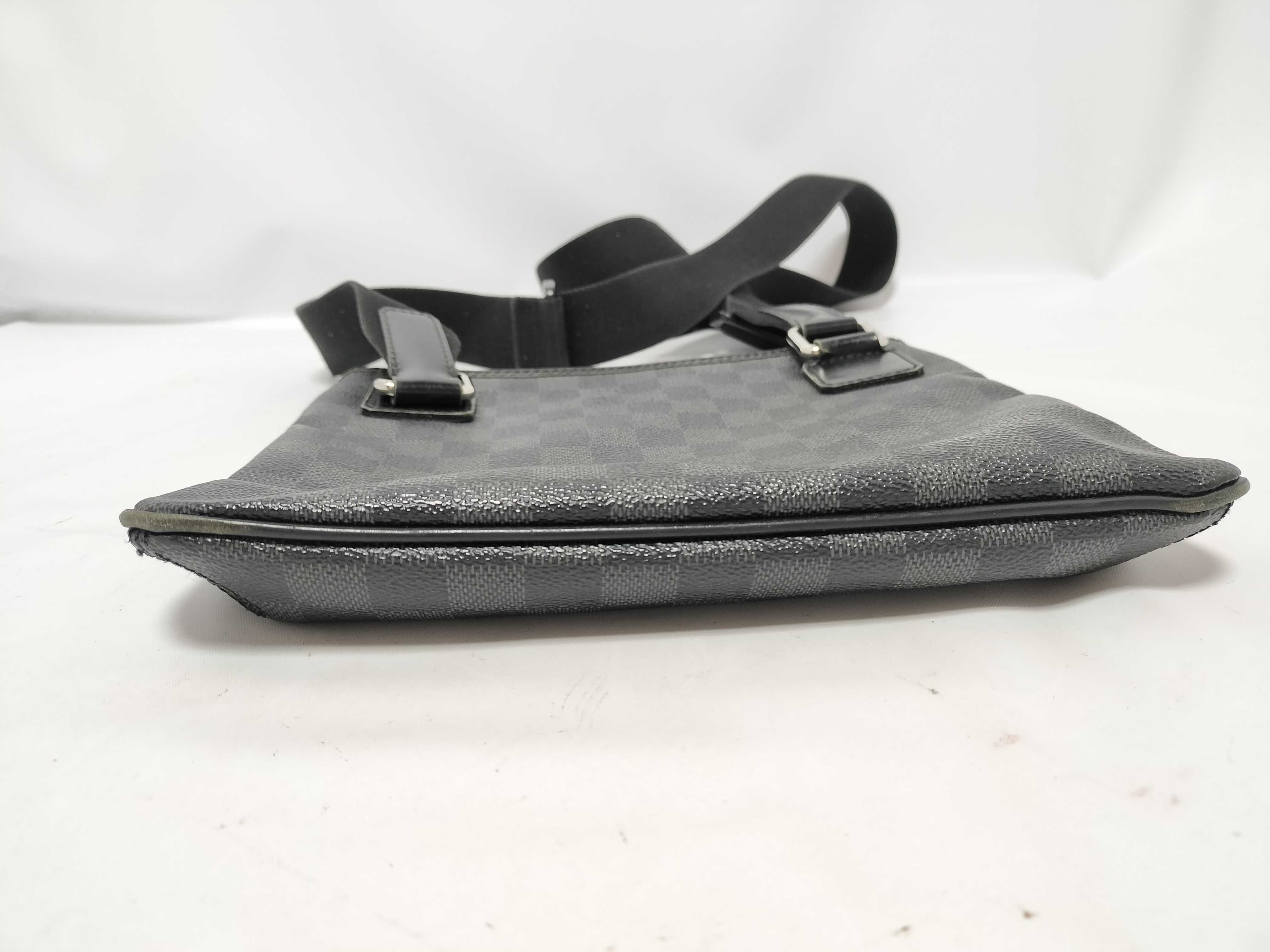 Damier Graphite Thomas Shoulder Bag — view 9