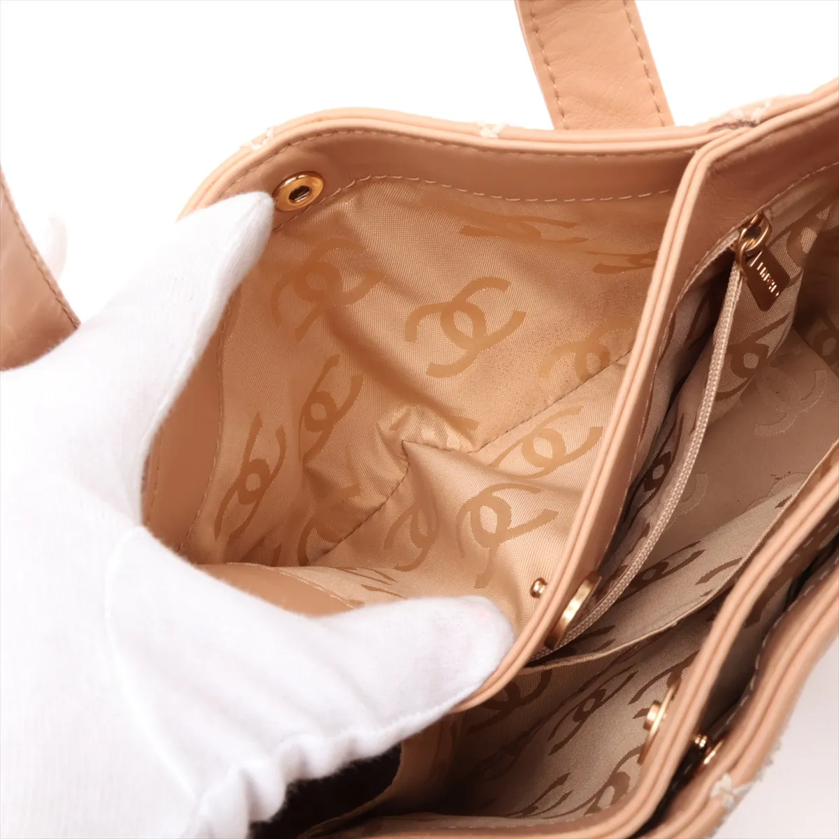Wild Stitch Lambskin Handbag, Beige, Gold Hardware, 7982154, Series 7 — view 11