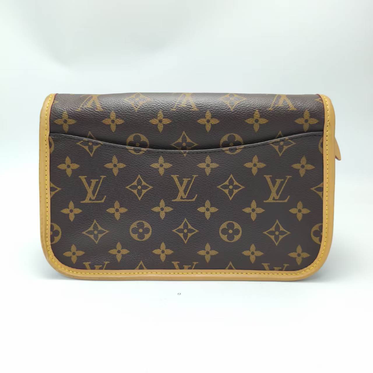 【*Shipped from: China*】LOUIS VUITTON PU Shoulder Bag — view 3