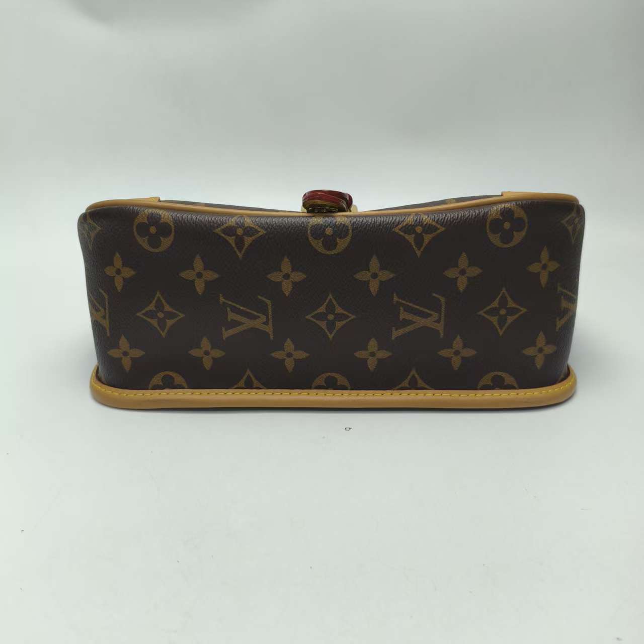 【*Shipped from: China*】LOUIS VUITTON PU Shoulder Bag — view 6