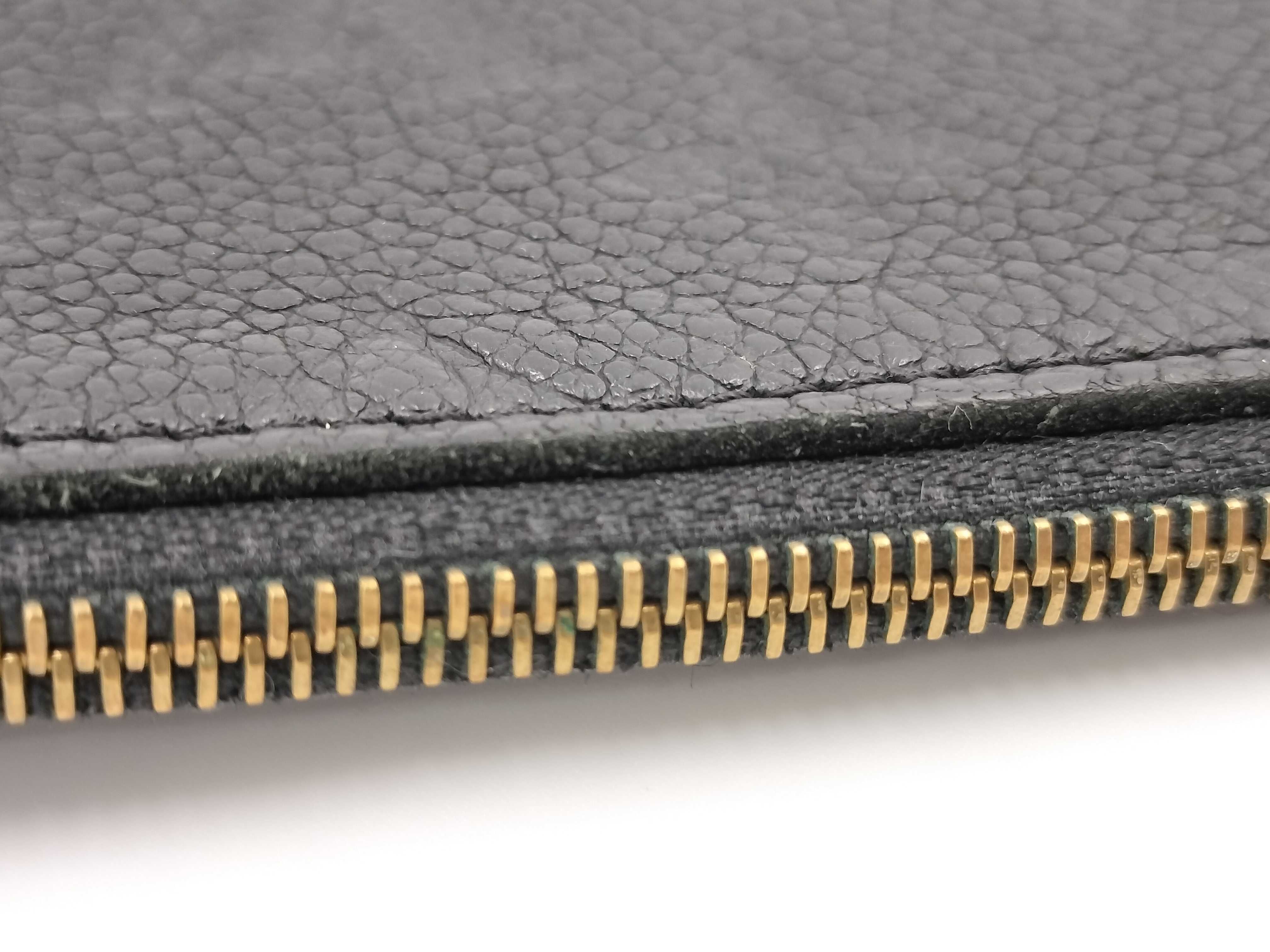 Monogram Empreinte LV Monogram Empreinte Pochette Toilette M60568 — view 7