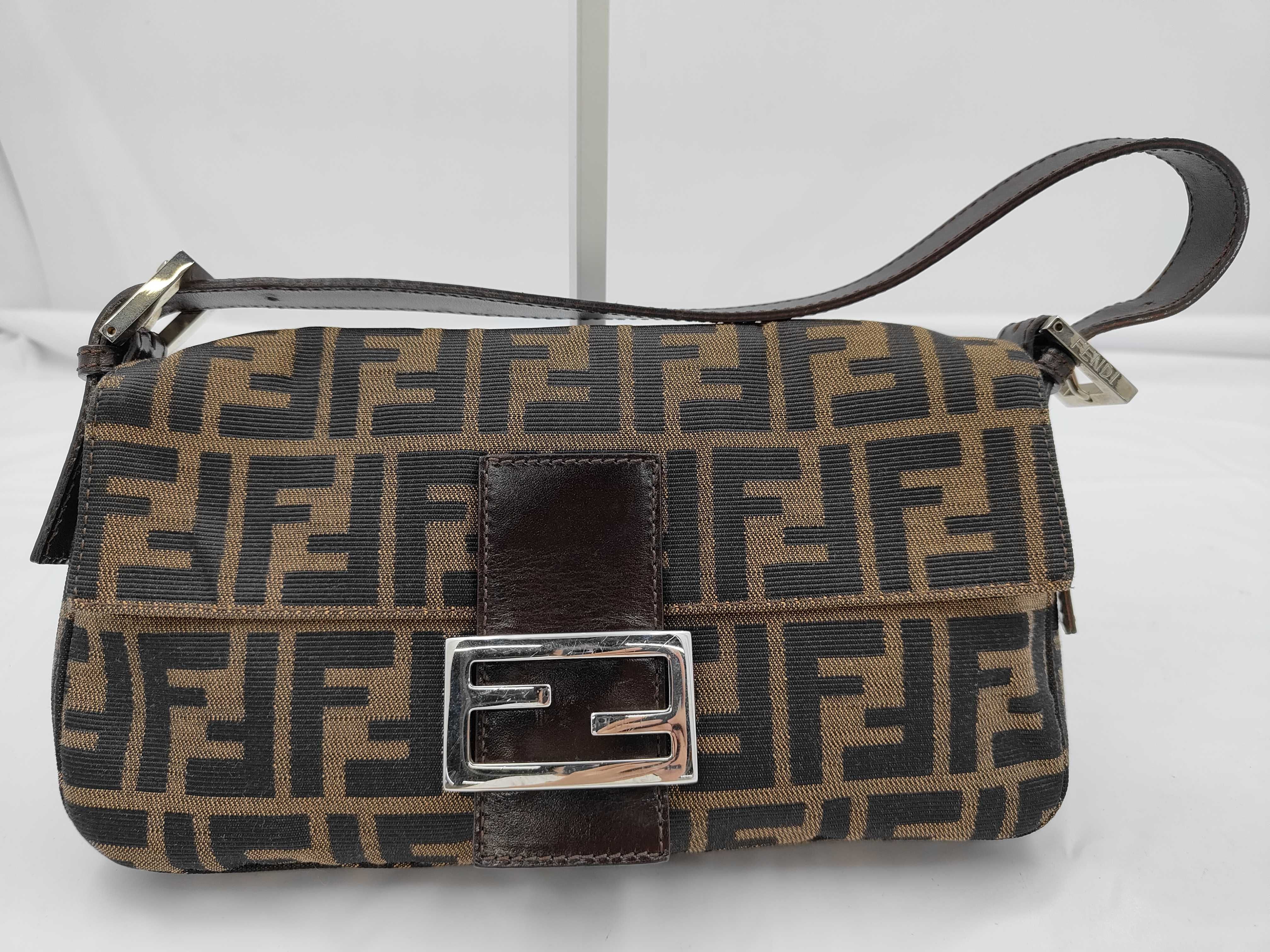 Zucca Mamma Bucket Shoulder Bag