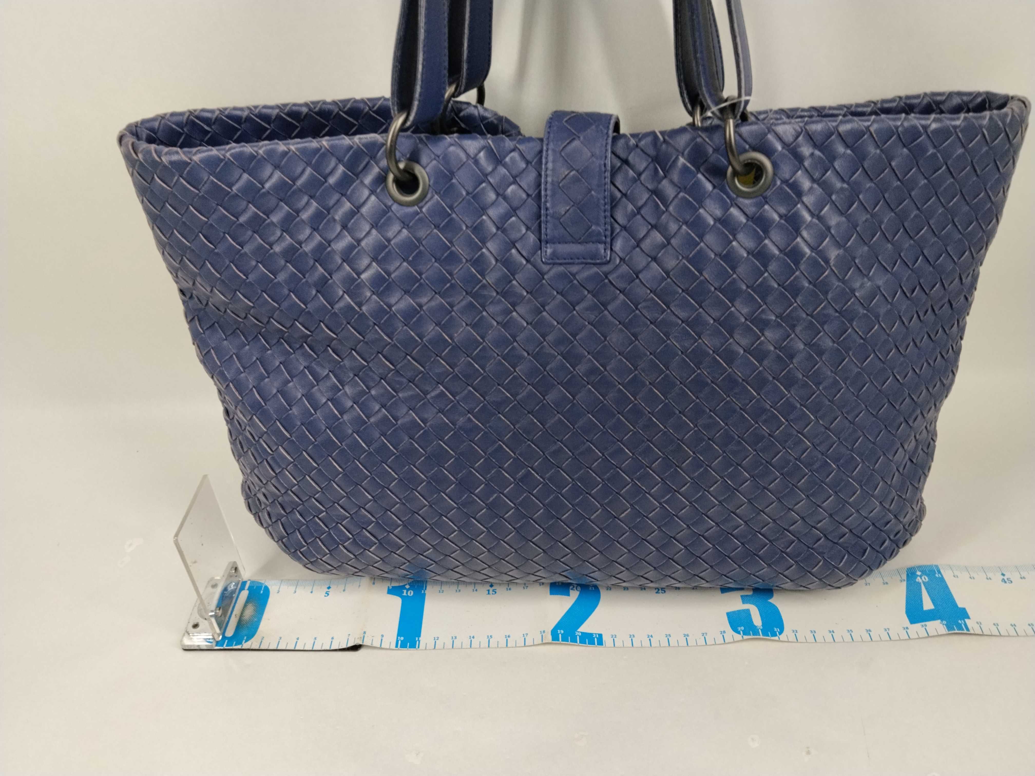 Intrecciato Hardware Tote Bag — view 2