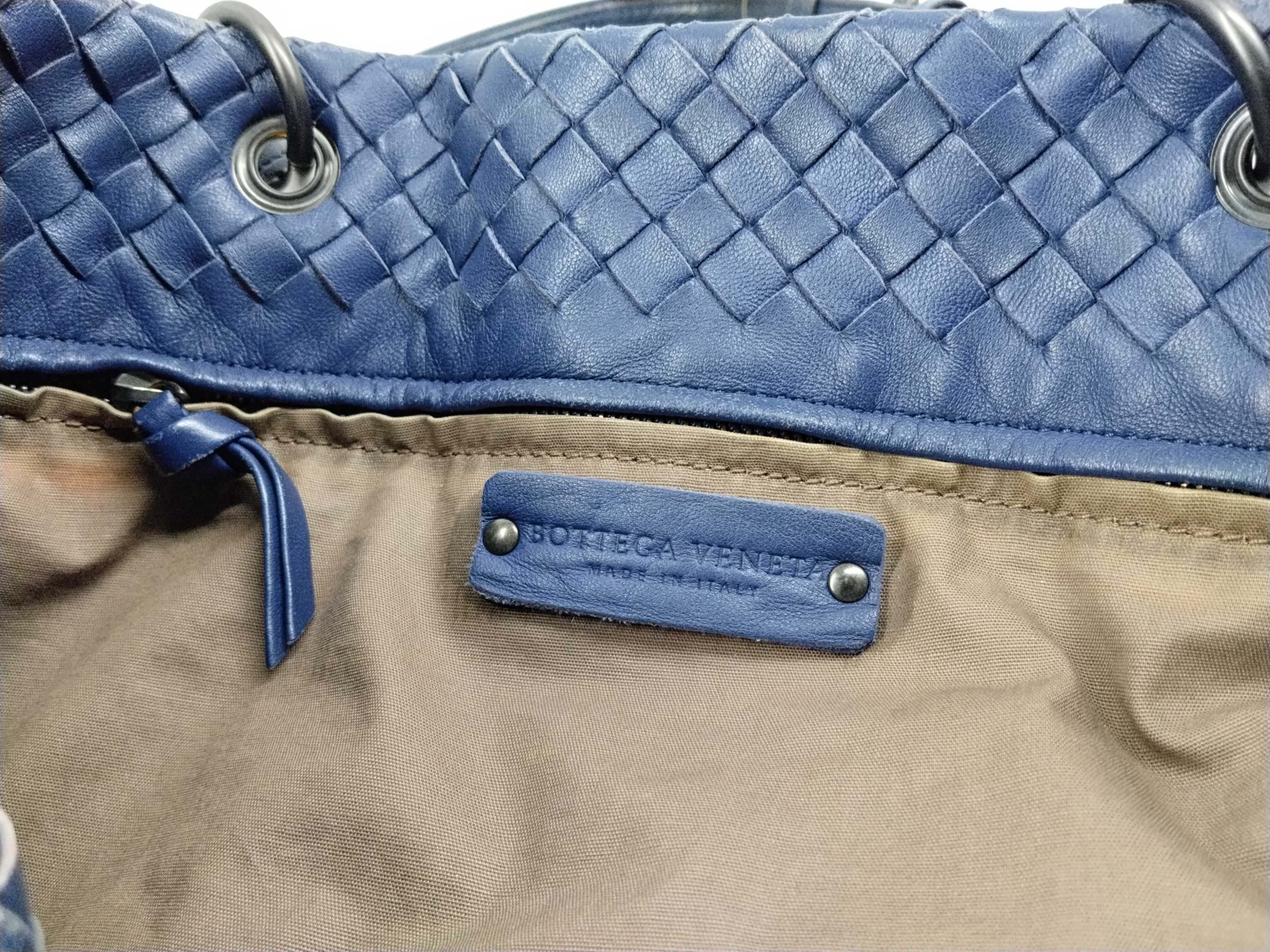 Intrecciato Hardware Tote Bag — view 15