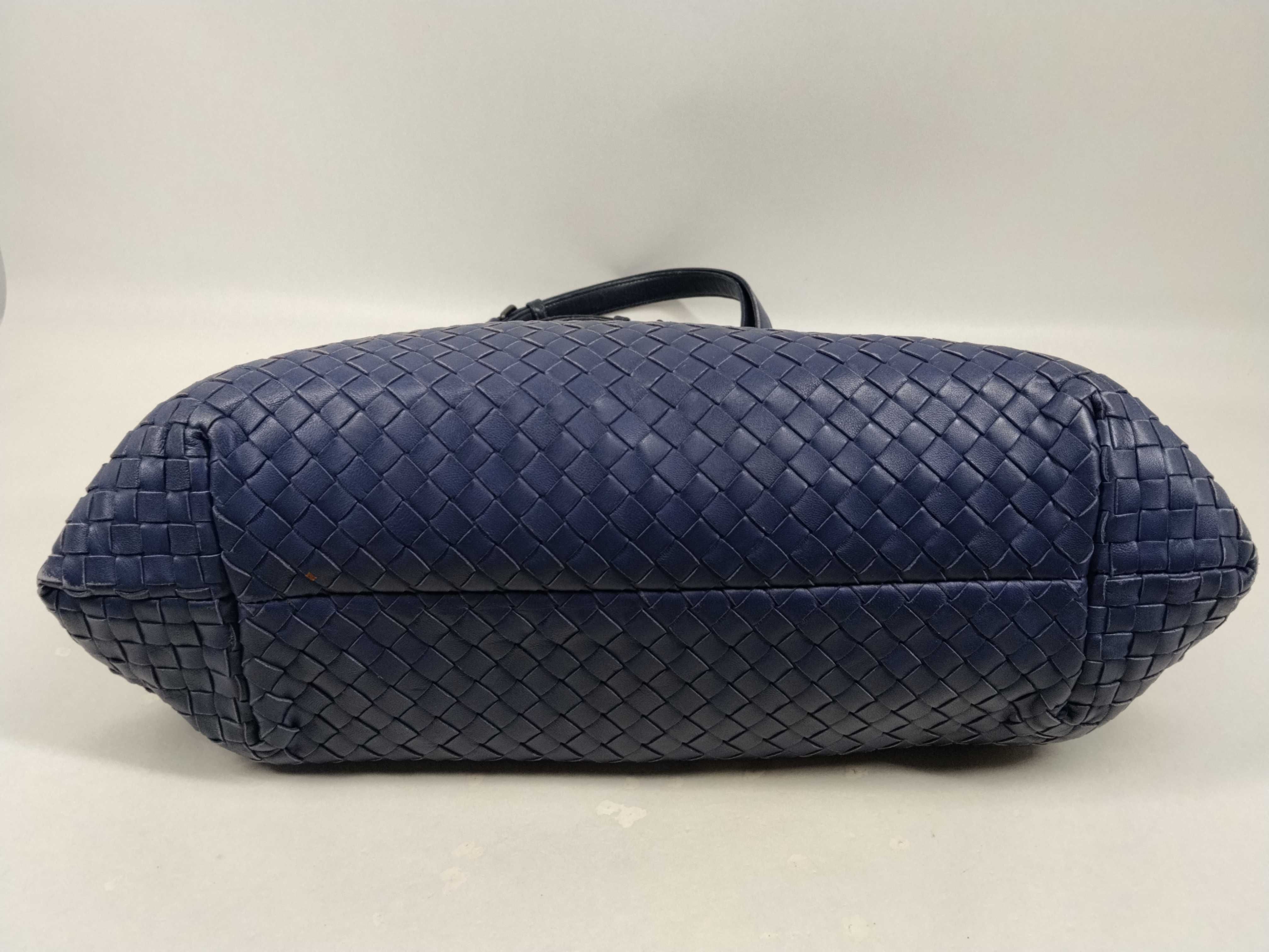 Intrecciato Hardware Tote Bag — view 7