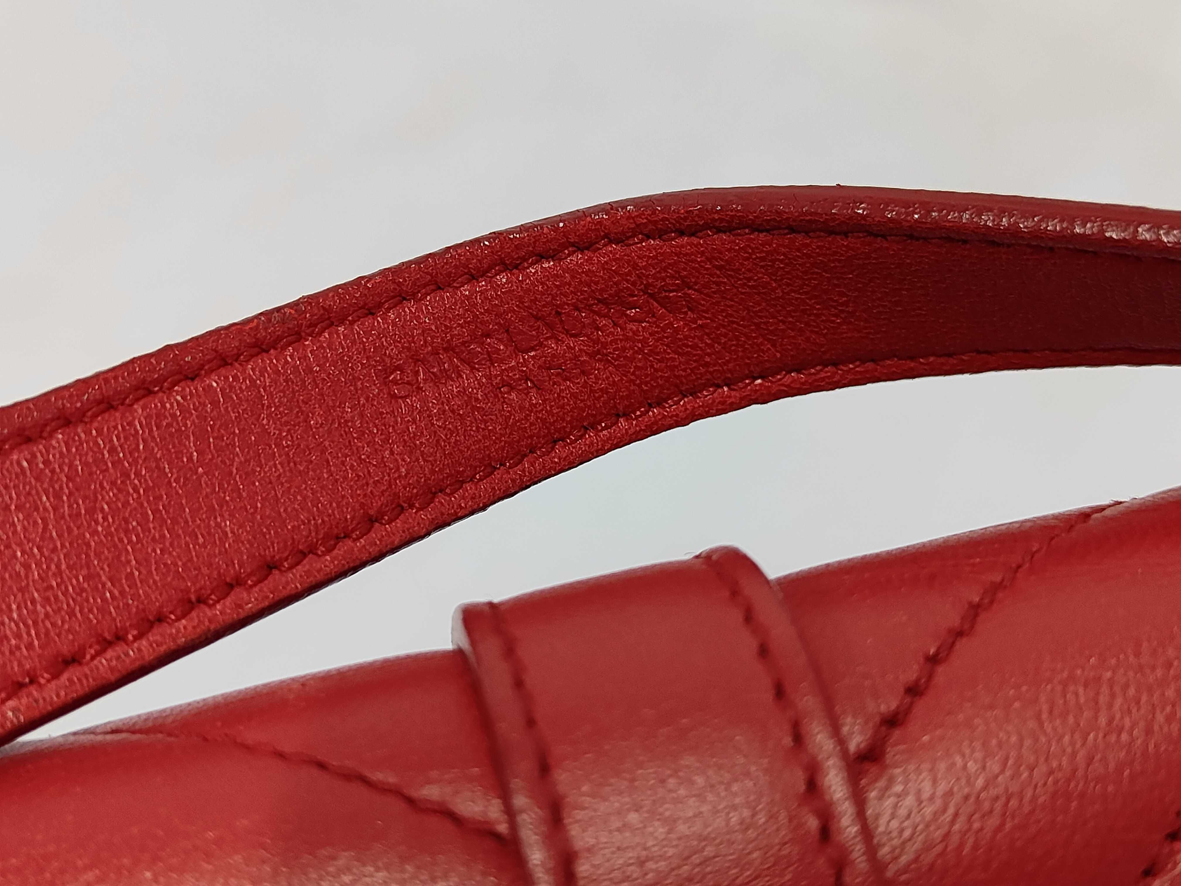 V-stitch 381668 Red Leather Chain Shoulder Bag — view 14