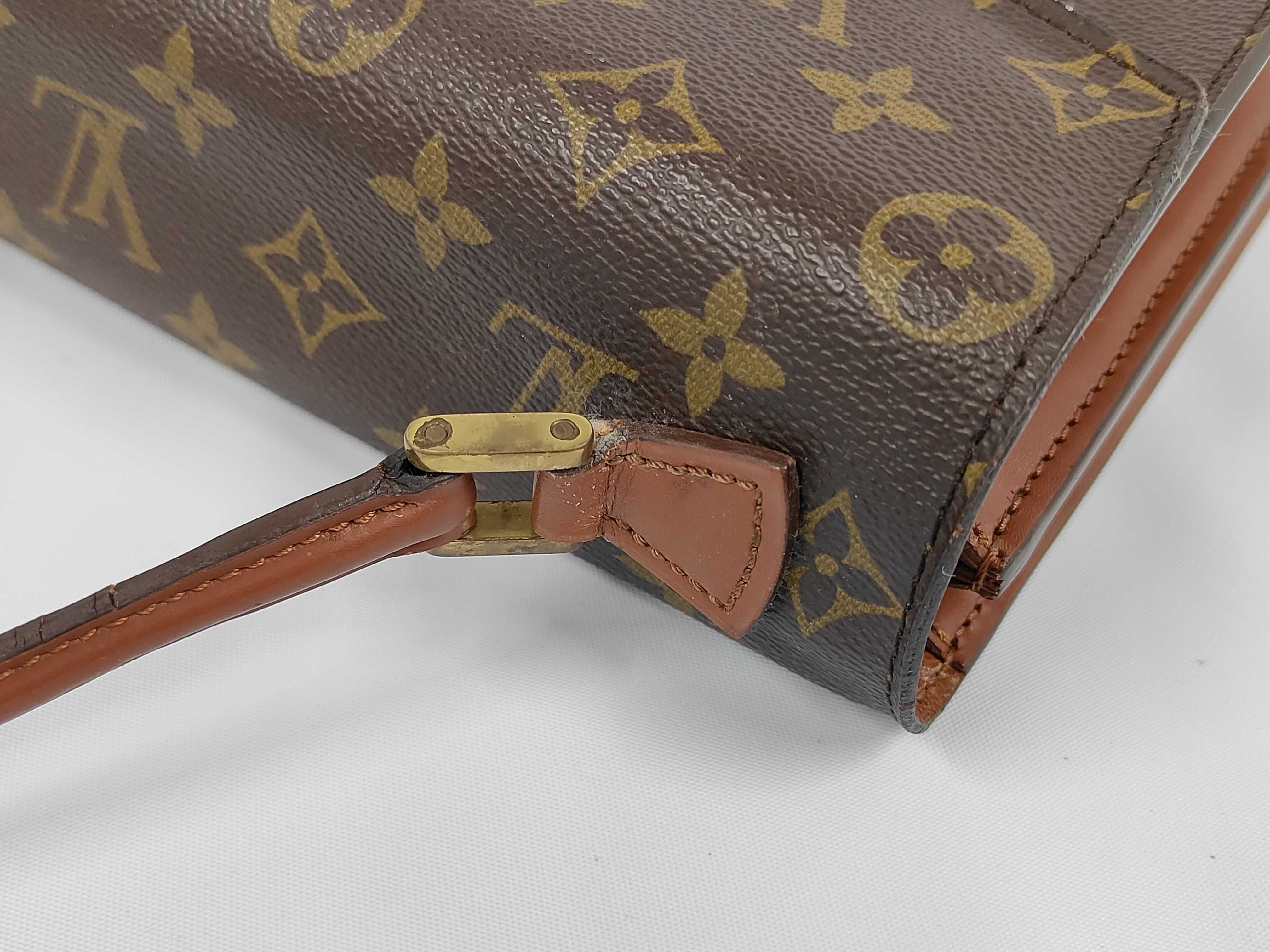 LV M51190 Monogram Concorde Handbag — view 6